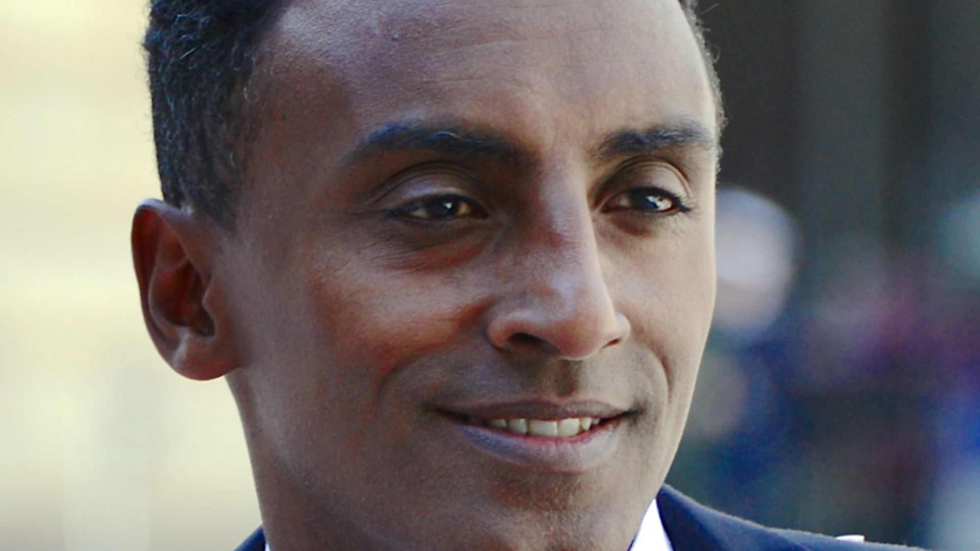 File:Marcus Samuelsson in 2013.jpg