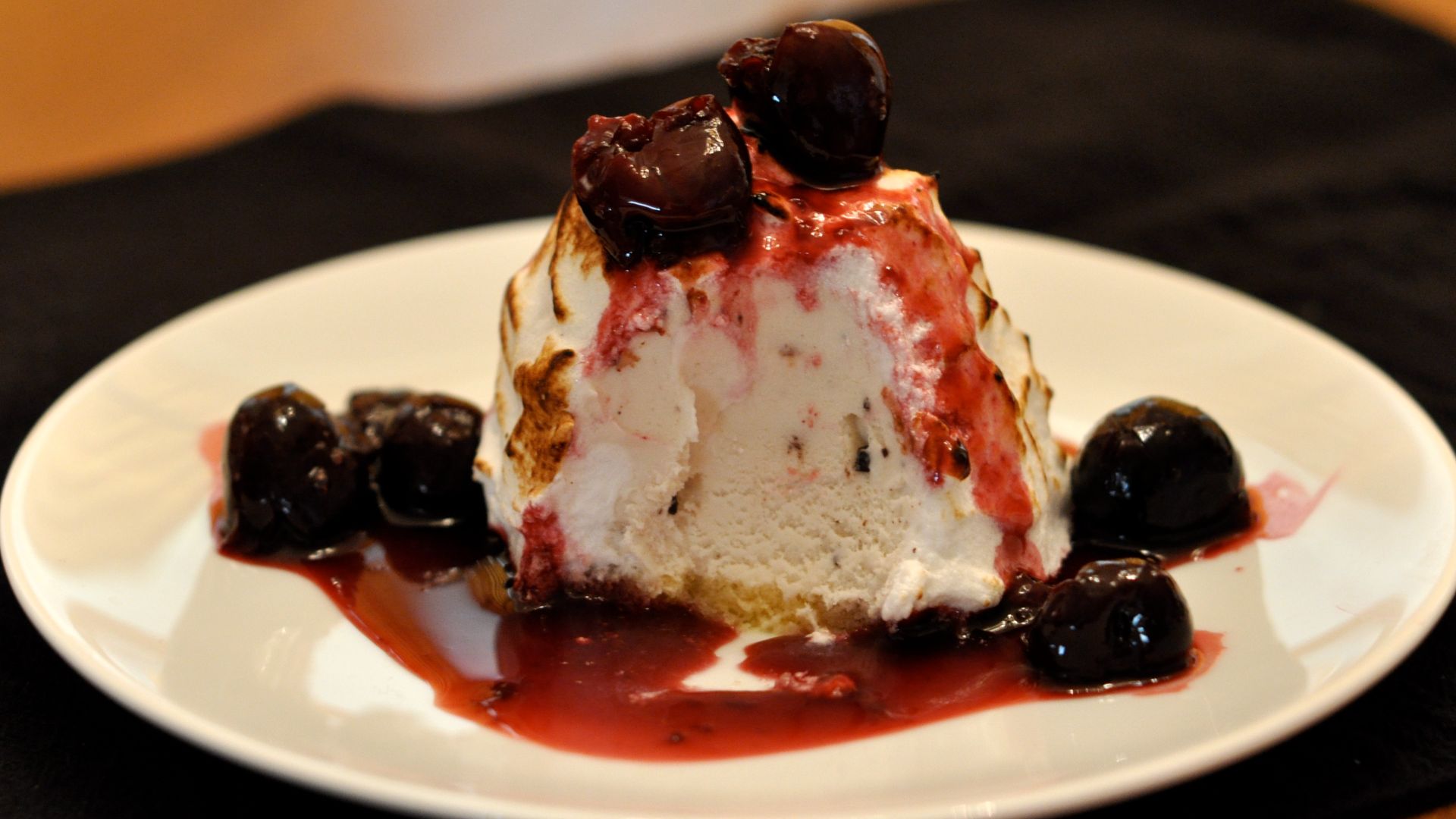 File:Baked Alaska (5097717743).jpg
