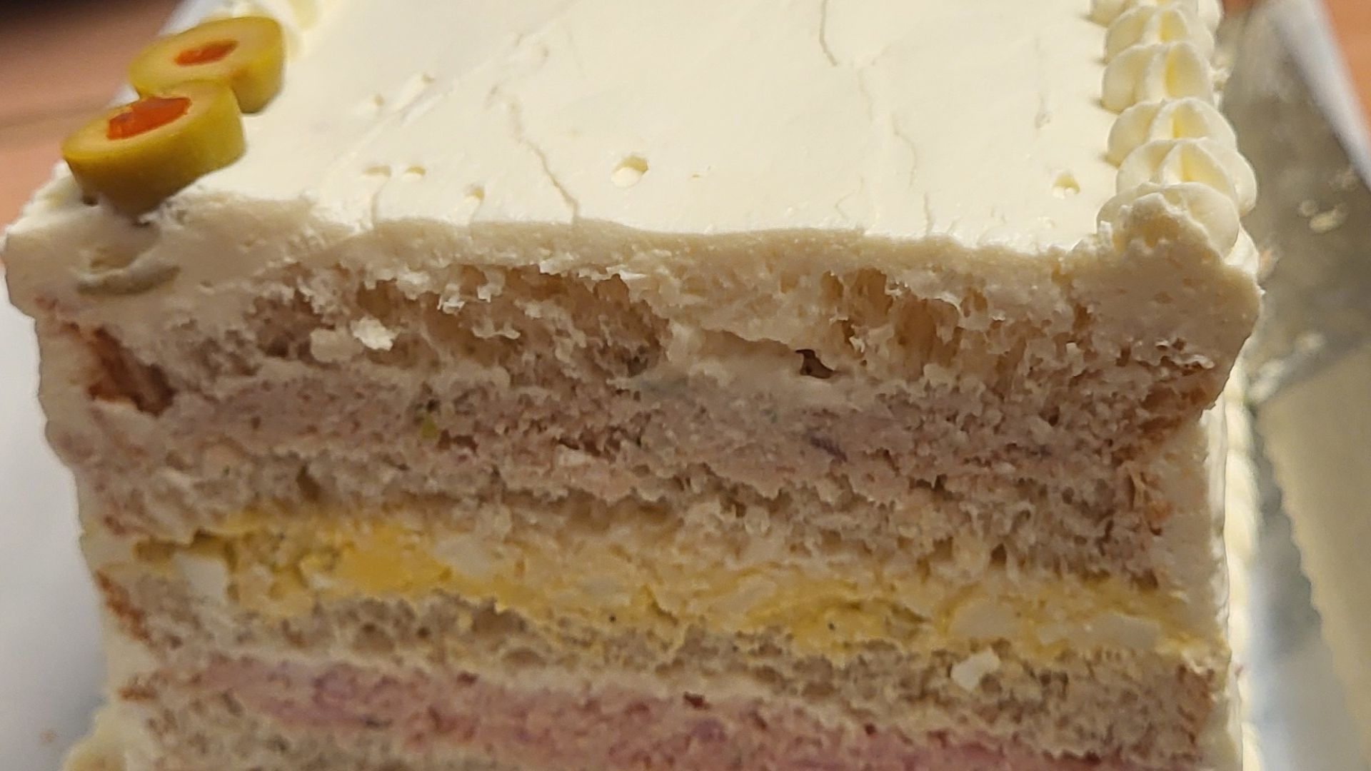 File:Pain sandwich coupé.jpg
