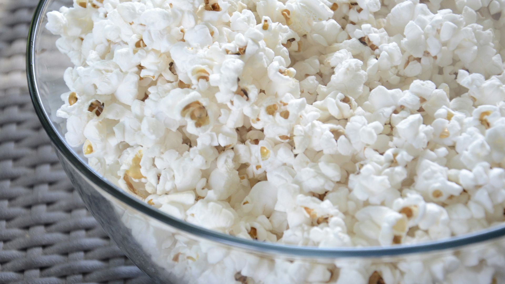 popcorn in clear glass bowl