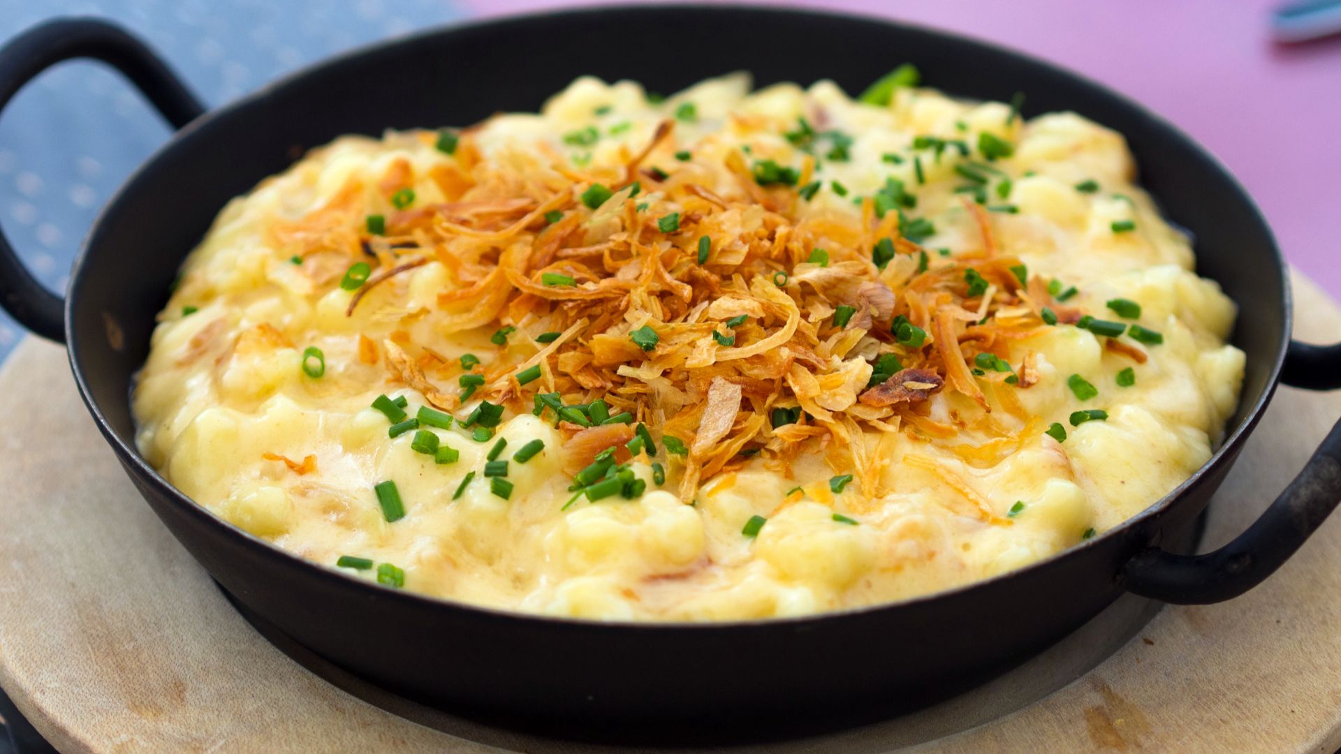 File:2015 0718 Käsespätzle Sölden.jpg