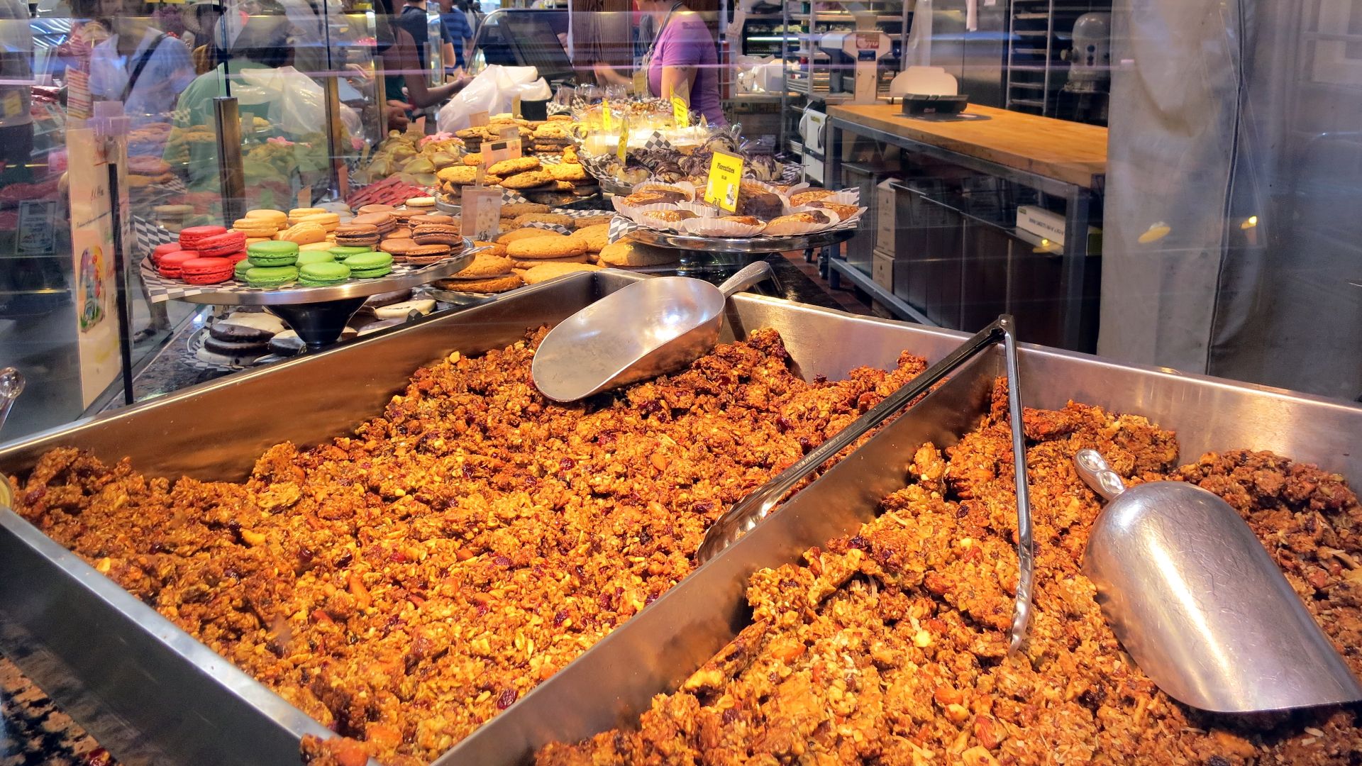 File:Granola clusters at Stuart's Baked Goods (7804388346).jpg