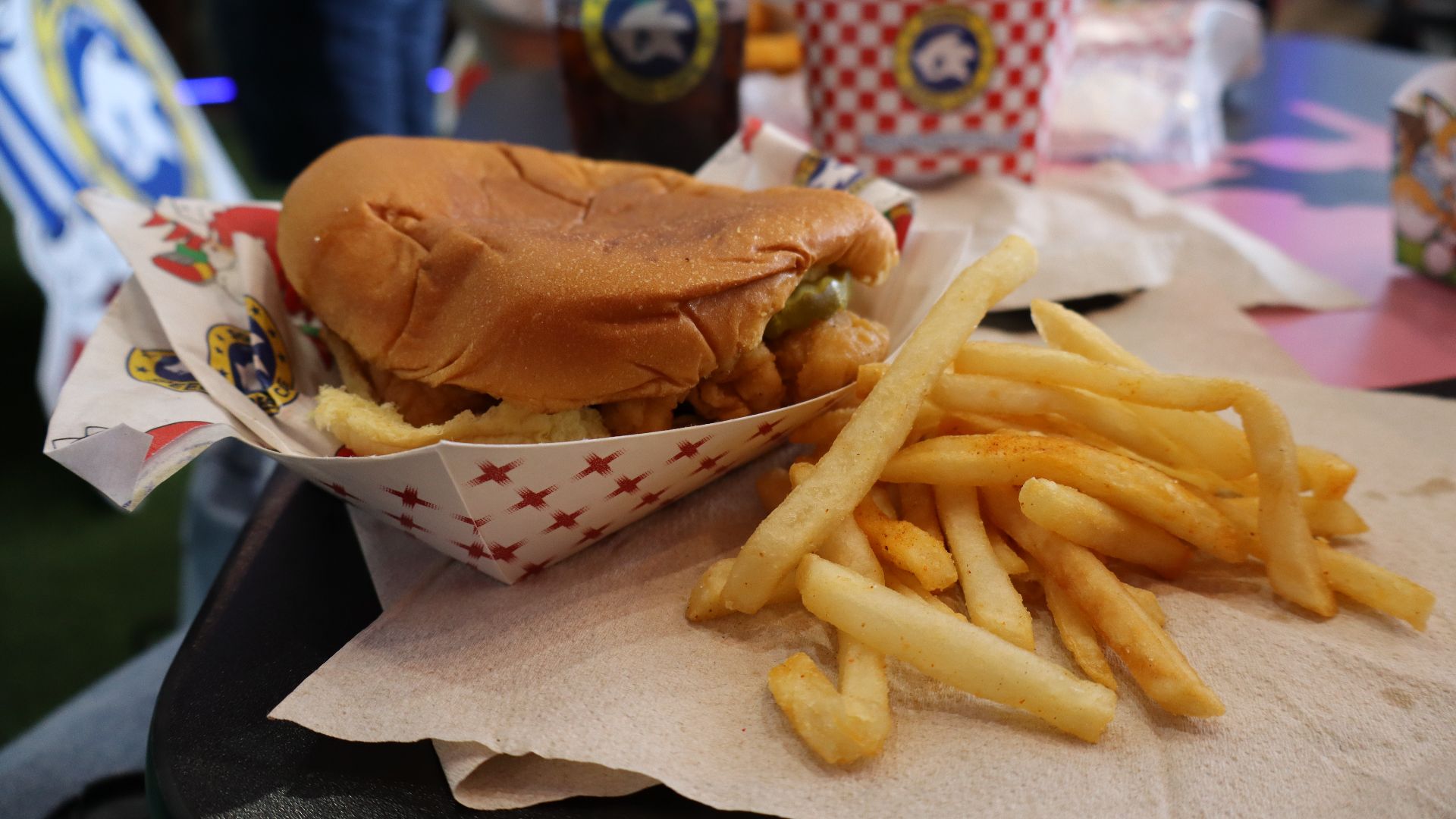 File:Sonic the Hedgehog Speed Cafe, Katy, Texas, 2024, food.jpg