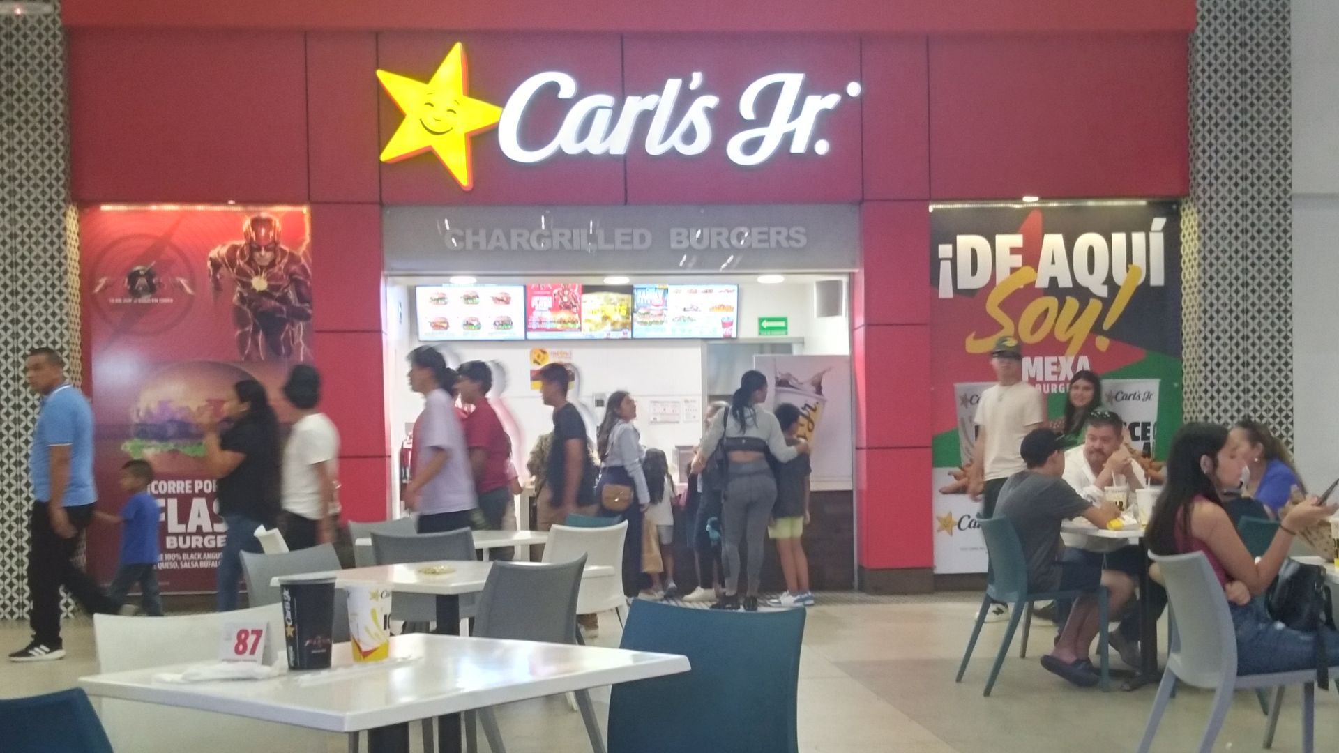 File:Carl's Jr, Gran Plaza Mazatlán, 8 de julio de 2023 02.jpg