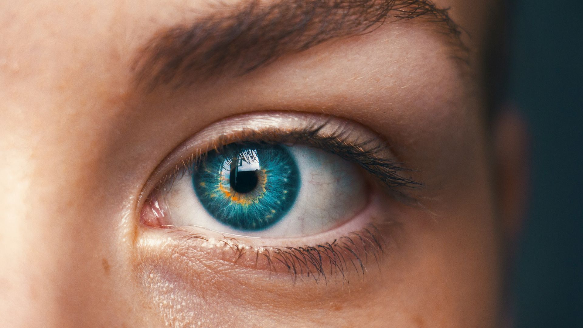 selective focus of blue-eyed person
