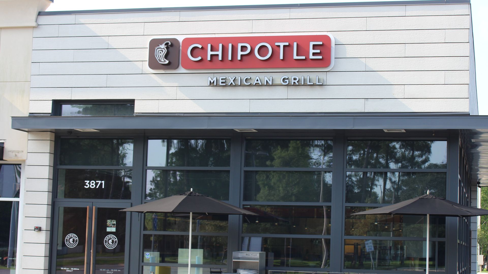 File:Chipotle Mexican Grill, Mobile.jpg