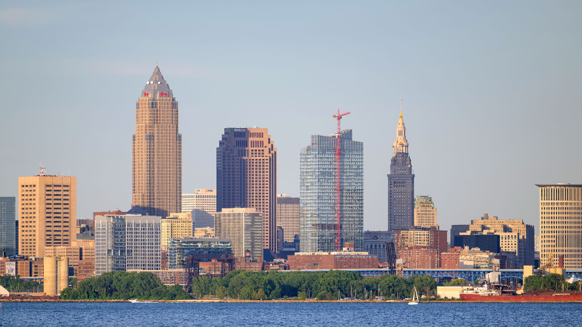 File:Cleveland skyline from Lakewood Park, June 2024.jpg
