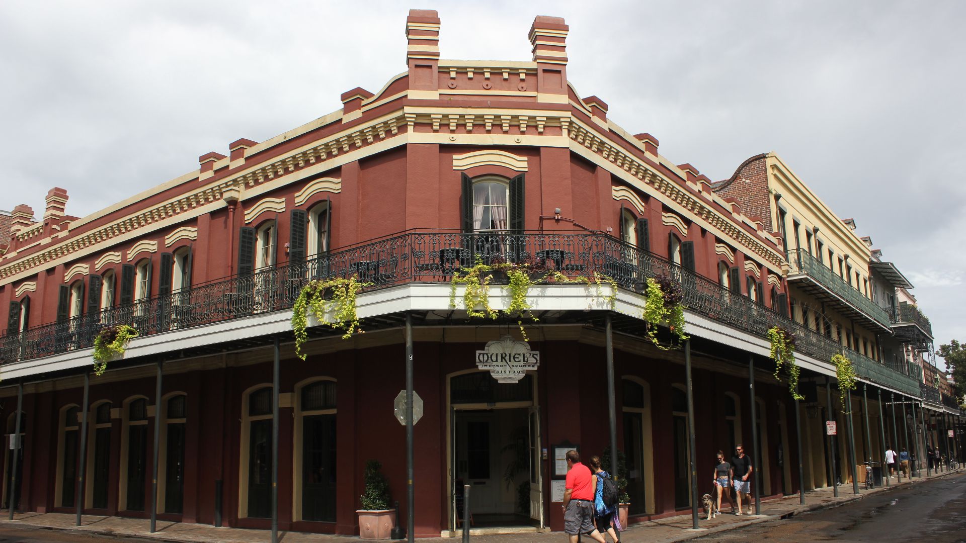 File:Muriel's, New Orleans, LA.jpg