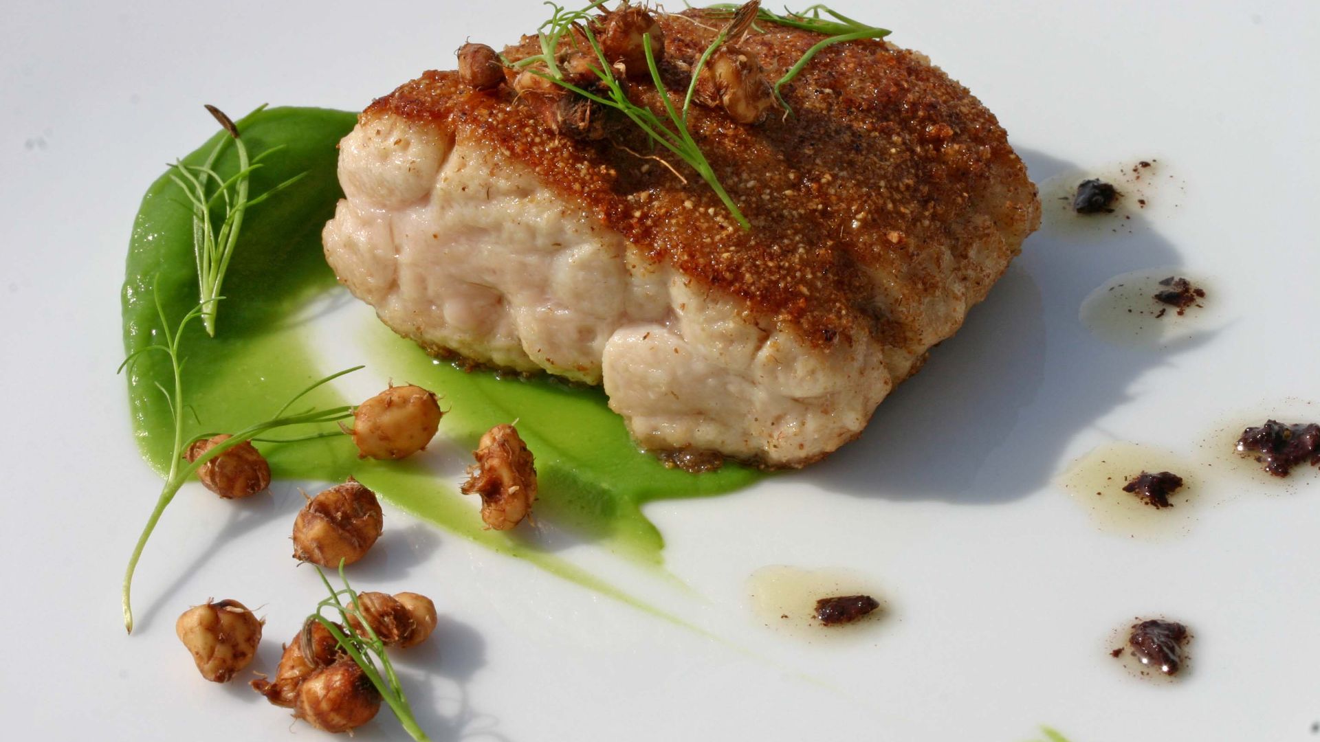 File:SweetbreadsChufaCuminBroccoliCocoa (8311452821).jpg