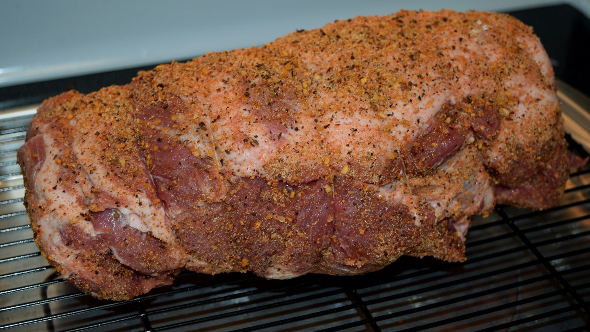 File:Boston butt seasoned.jpg
