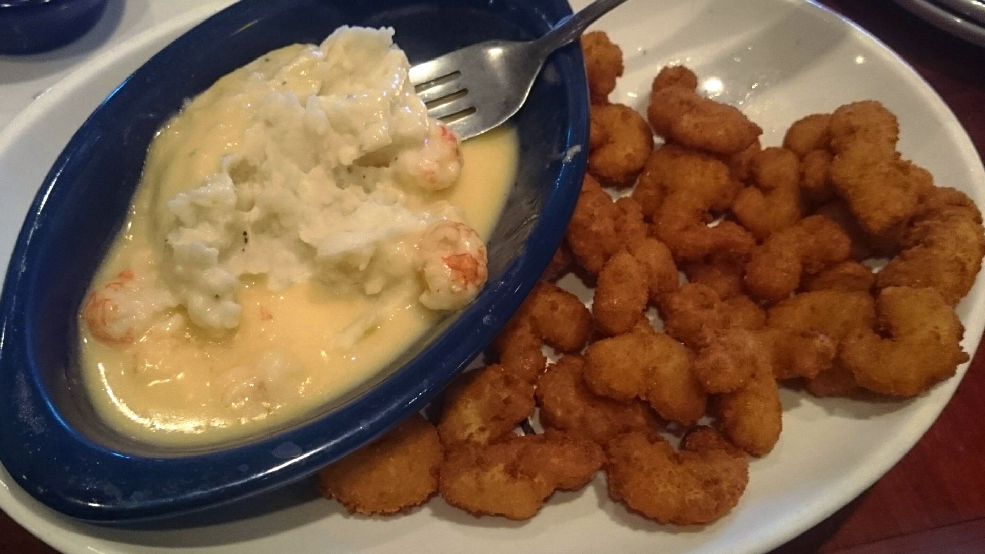File:2016-07-07. Red Lobster. (27653546223).jpg