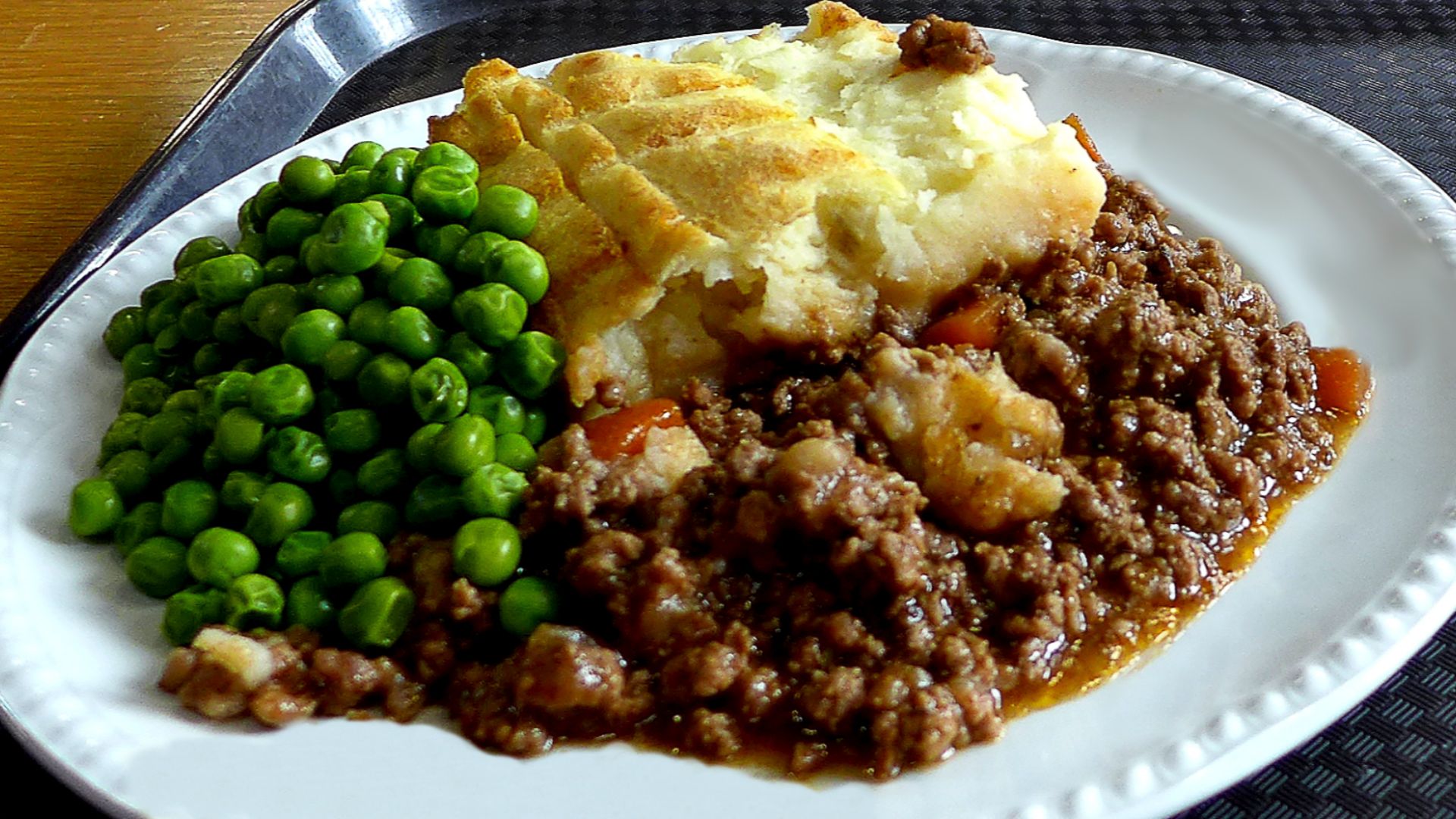 File:Homerton College - Shepherd's pie (cropped).jpg
