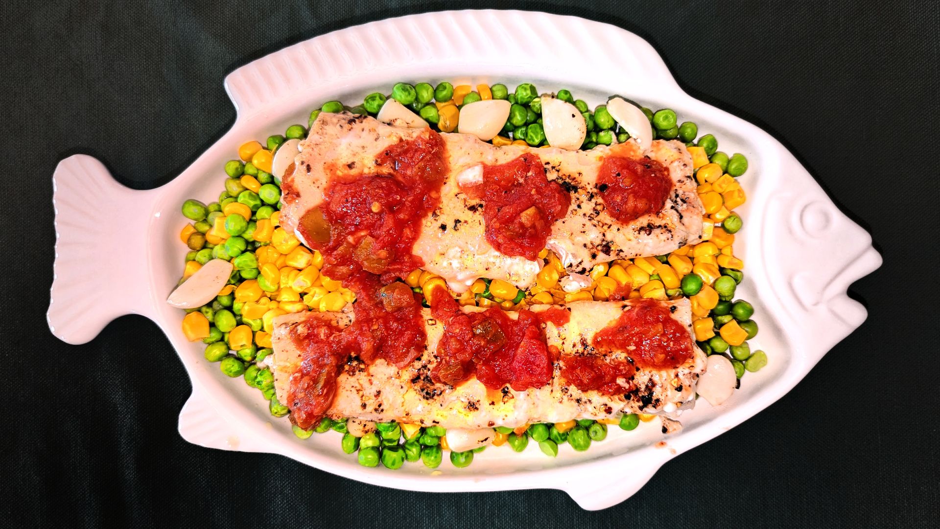 File:Mahi-mahi with salsa and pickled garlic, on peas and corn, with olive oil and black pepper - Massachusetts.jpg