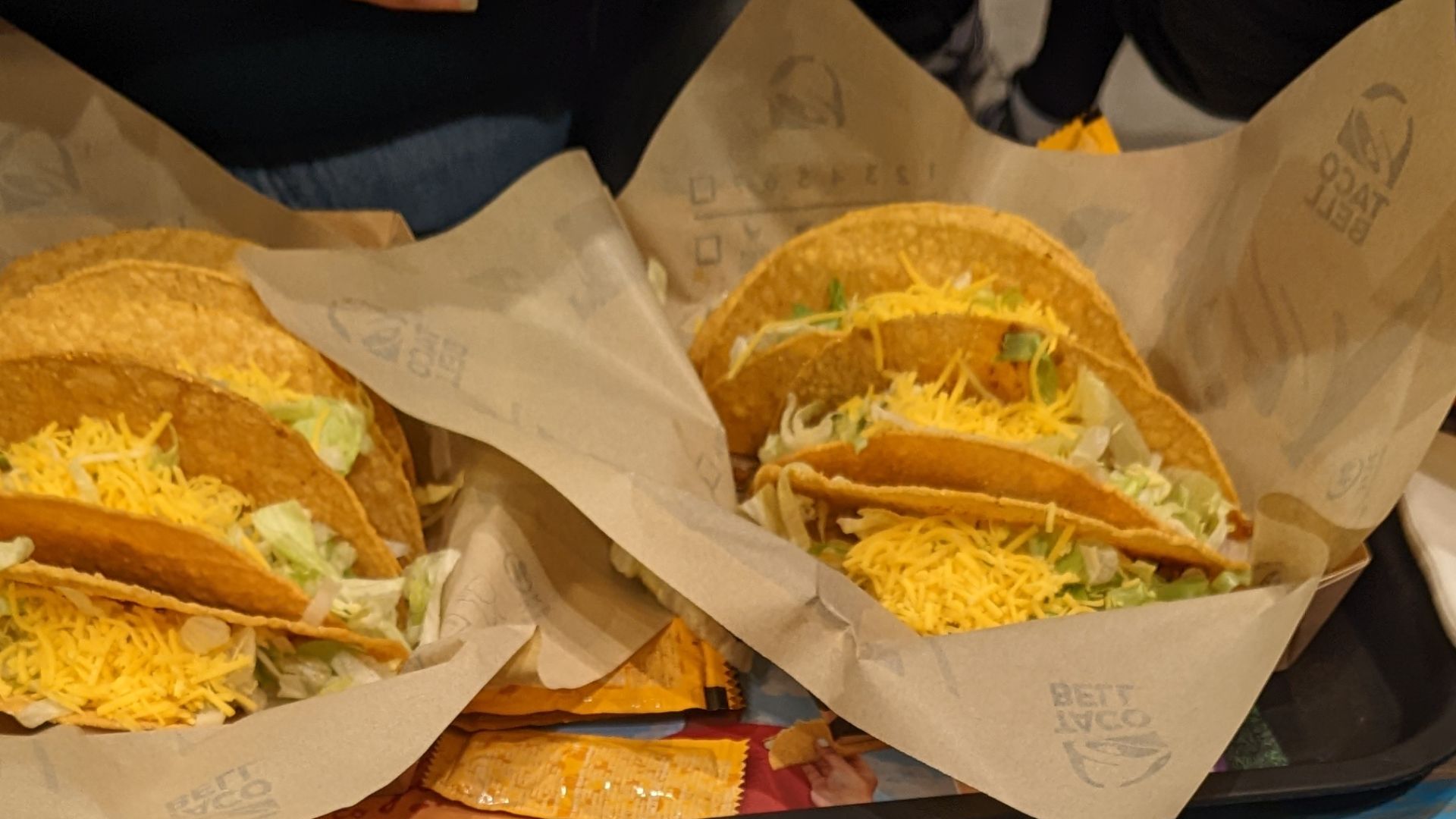 File:Taco Bell meal, Rotterdam-Centrum, Rotterdam (2022) 02.jpg