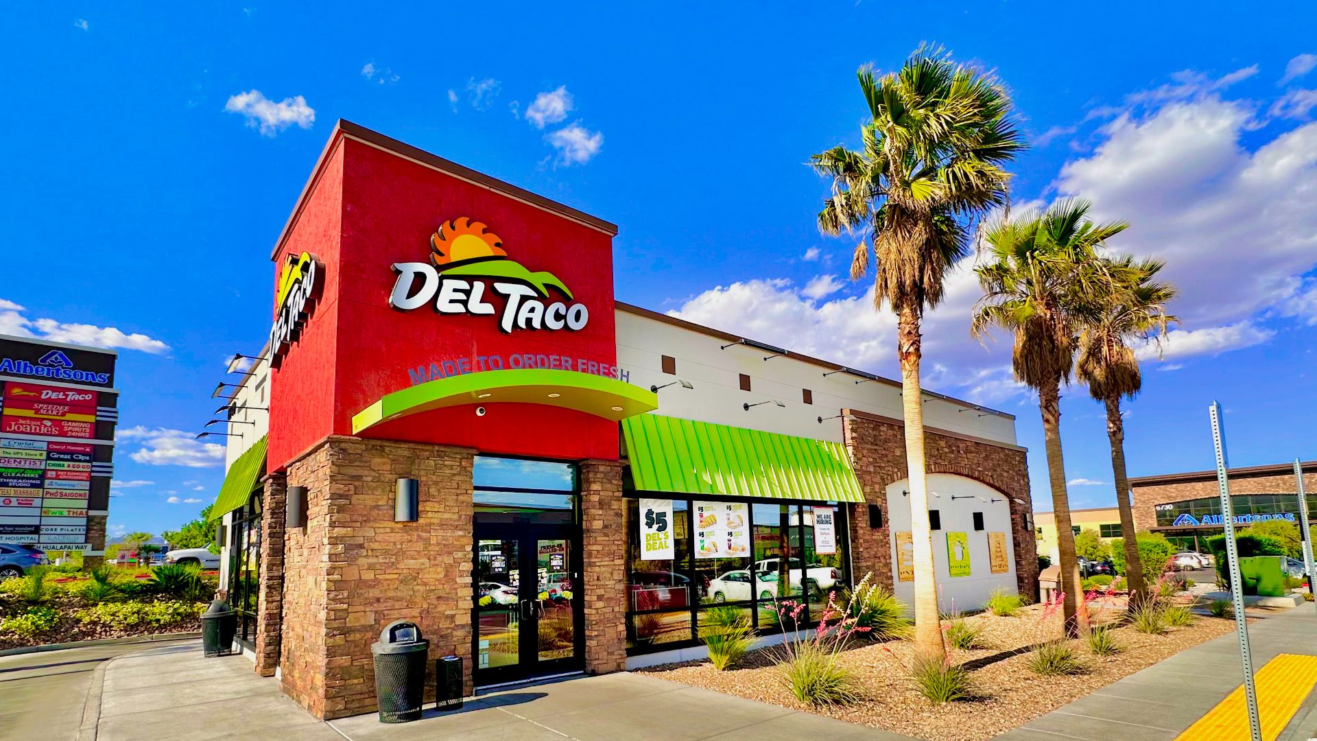File:A Del Taco restaurant in Las Vegas, Nevada.jpg
