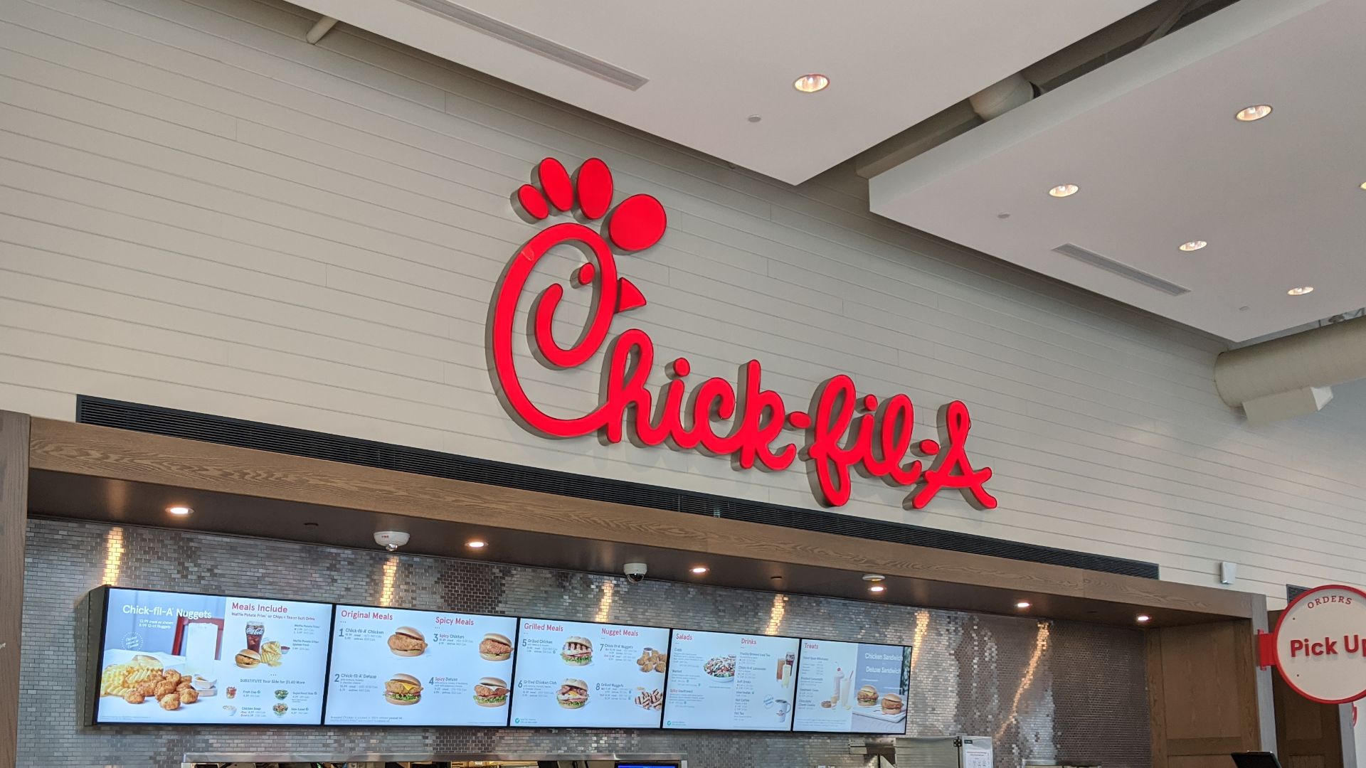 File:Chick-fil-A at Yonge and Bloor - 01.jpg