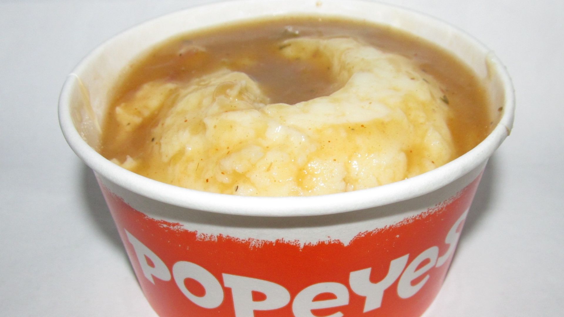 File:Popeyes Mash Potatoes and Gravy (31075571380).jpg