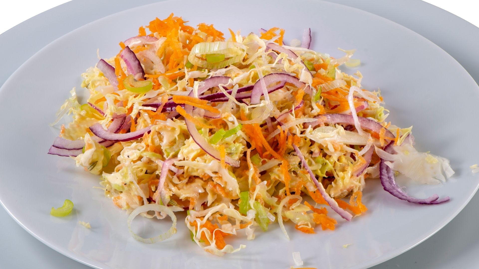 vegetable salad on plate