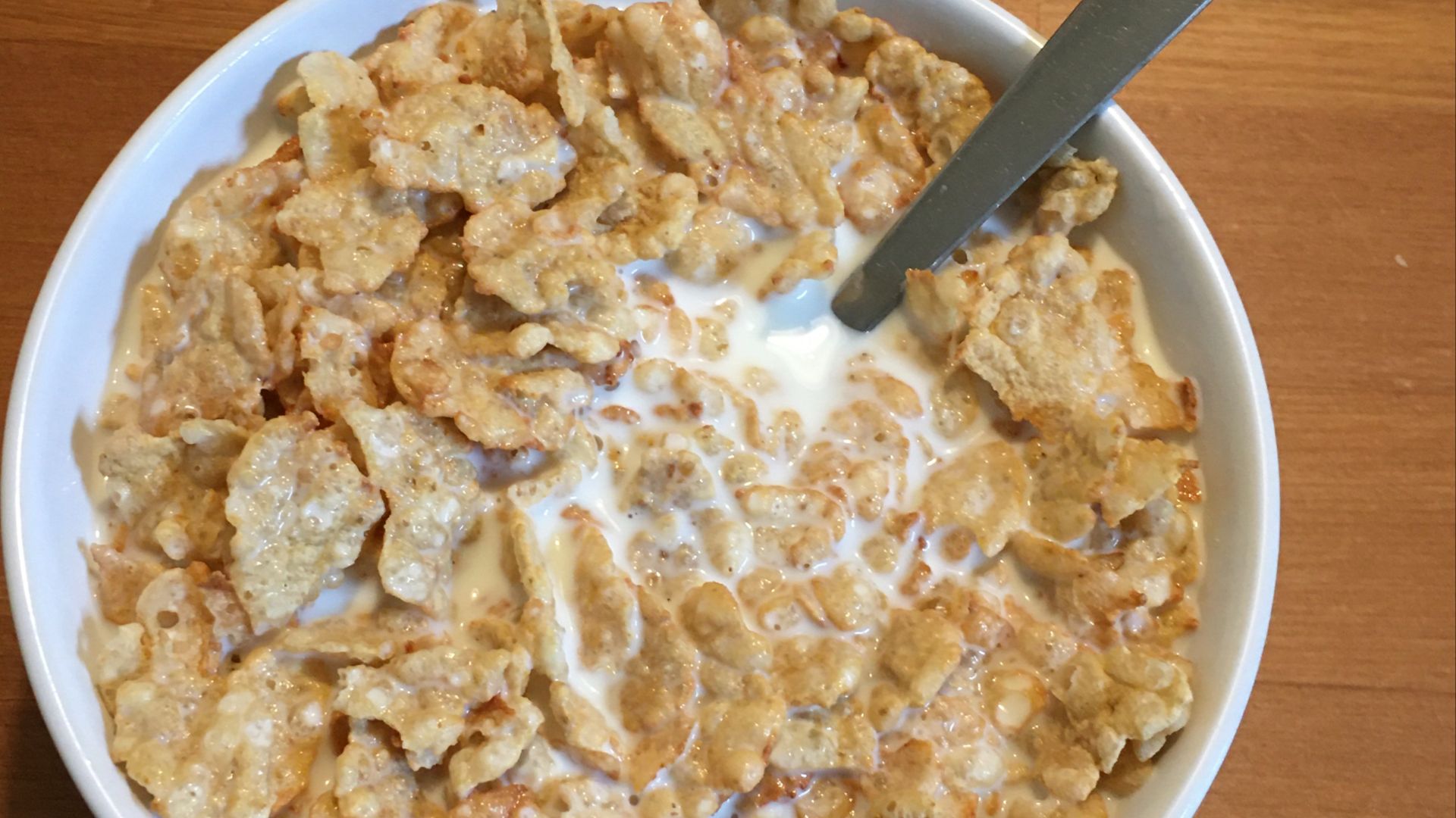 File:Kellogg's Special K Original – Toasted Rice Cereal, with milk.jpg