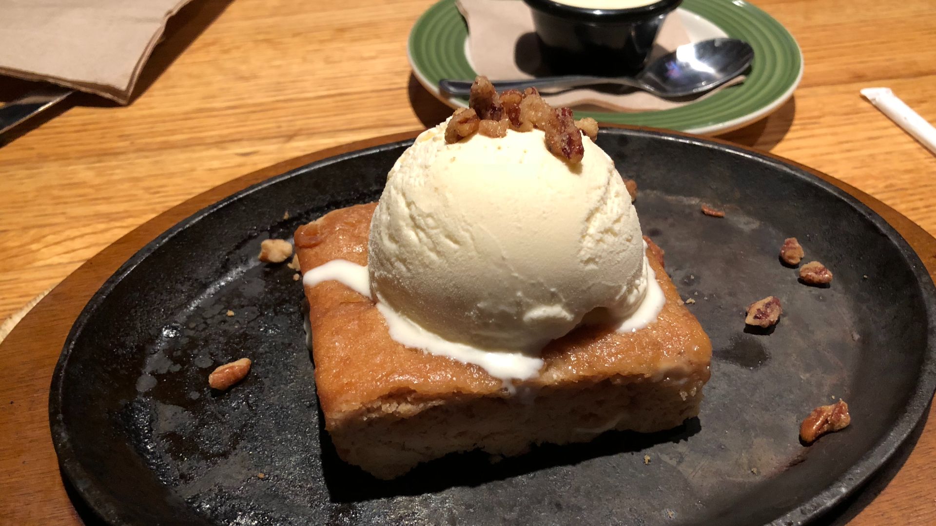 File:2018-08-16 21 47 14 A maple-butter blondie at the Applebee's in Fair Lakes, Fairfax County, Virginia.jpg