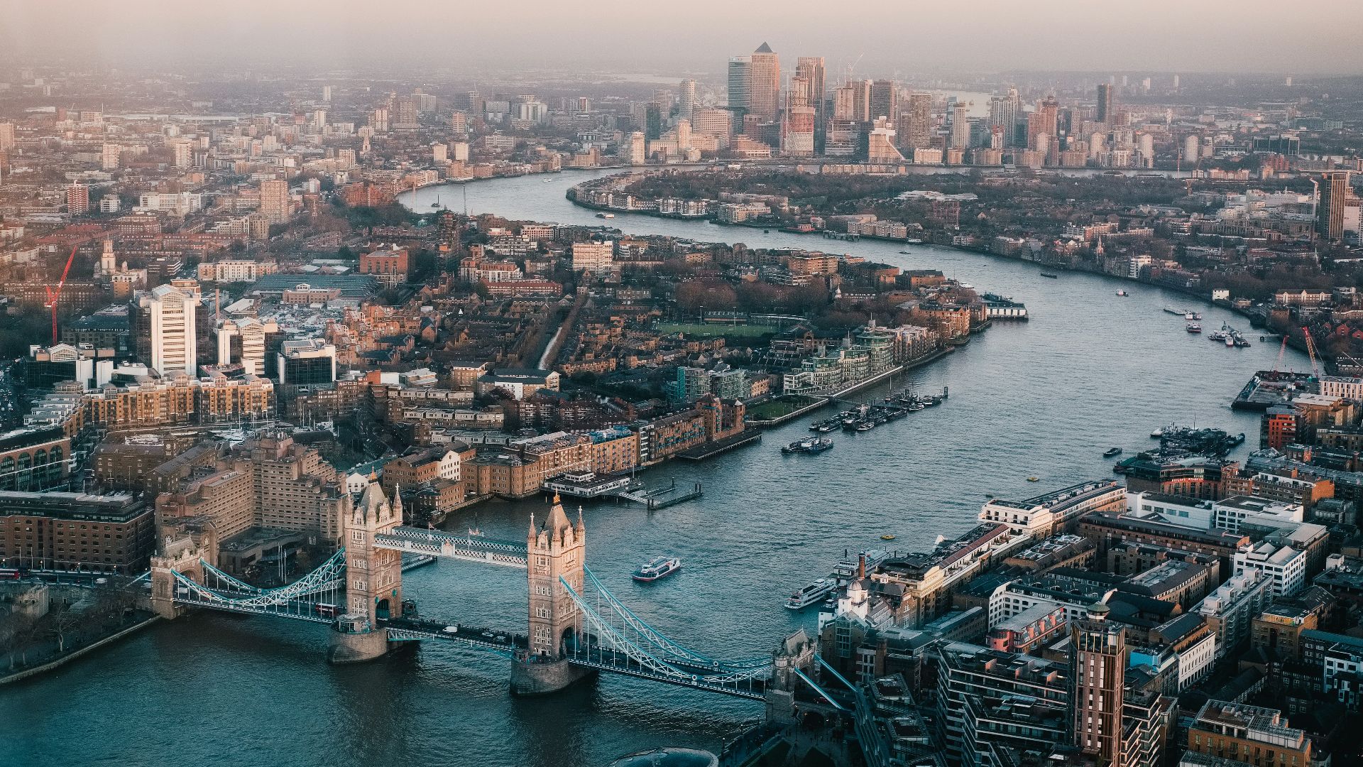 aerial photography of London skyline during daytime