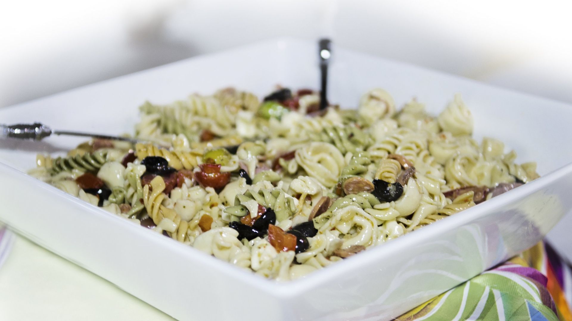 File:Pasta salad (2).jpg