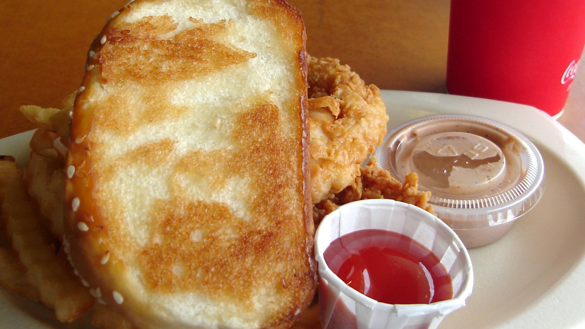 File:Raising Cane's 3 Finger Combo.jpg