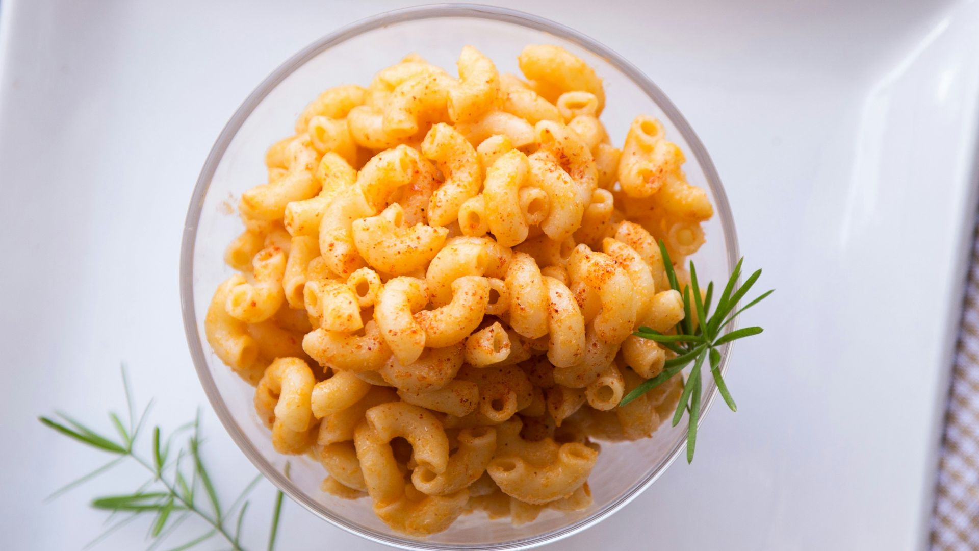 macaronis in bowl on plate