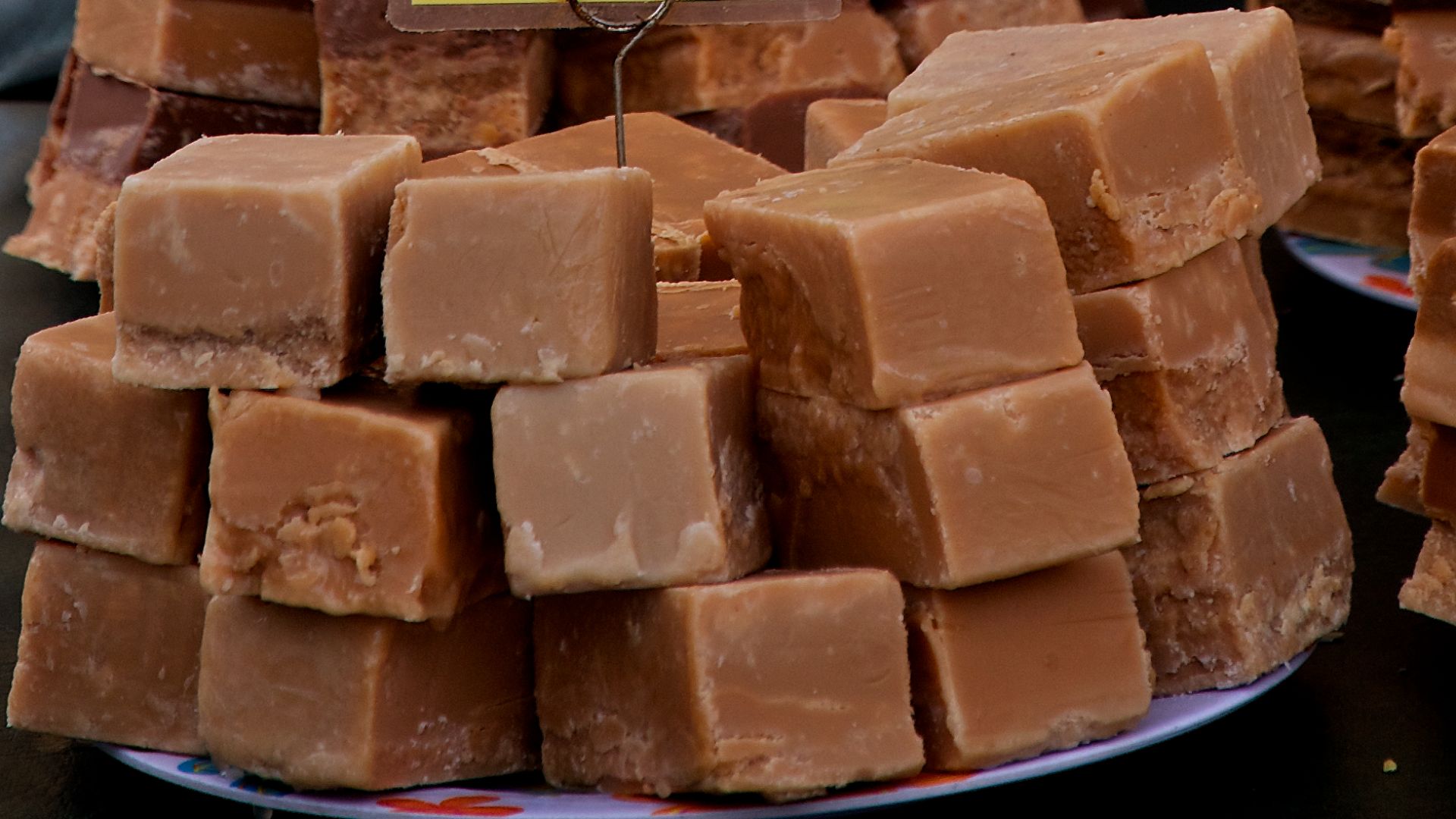 File:Christmas market fudge (8264086400).jpg