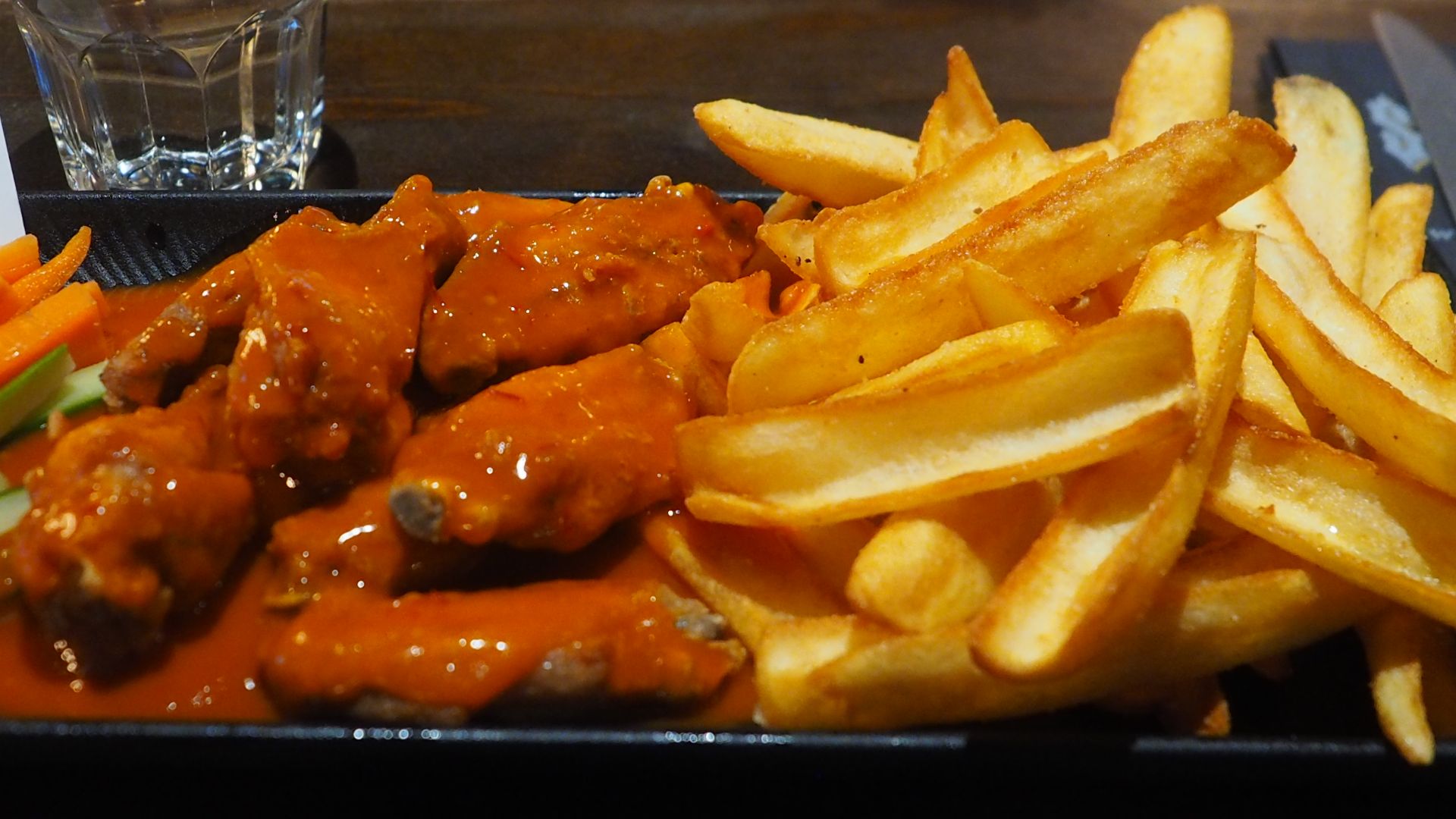 File:Chicken wings at West Side Story in May 2025.jpg