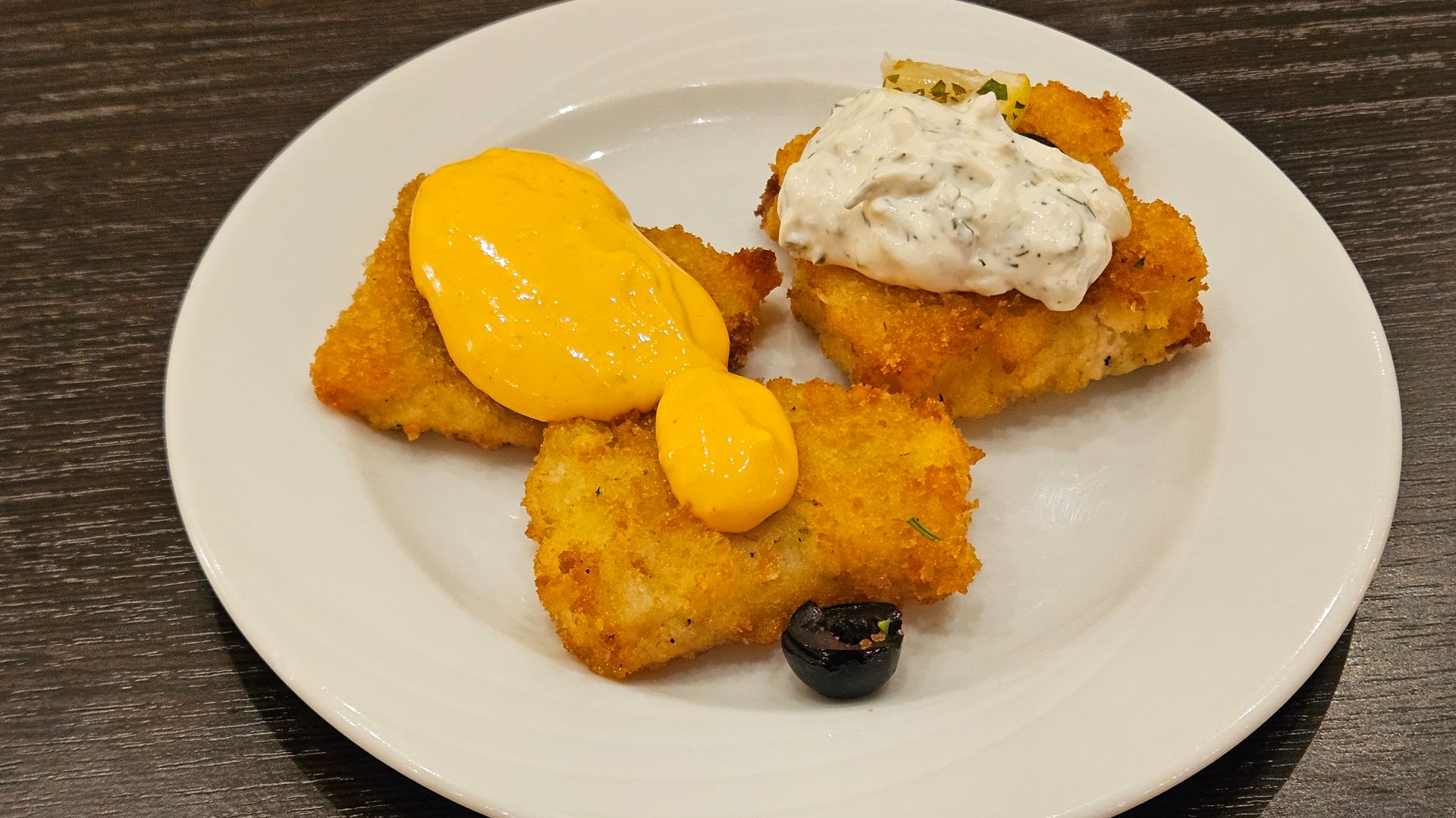 File:20251210 Halibut dish in Moscow (63422).jpg