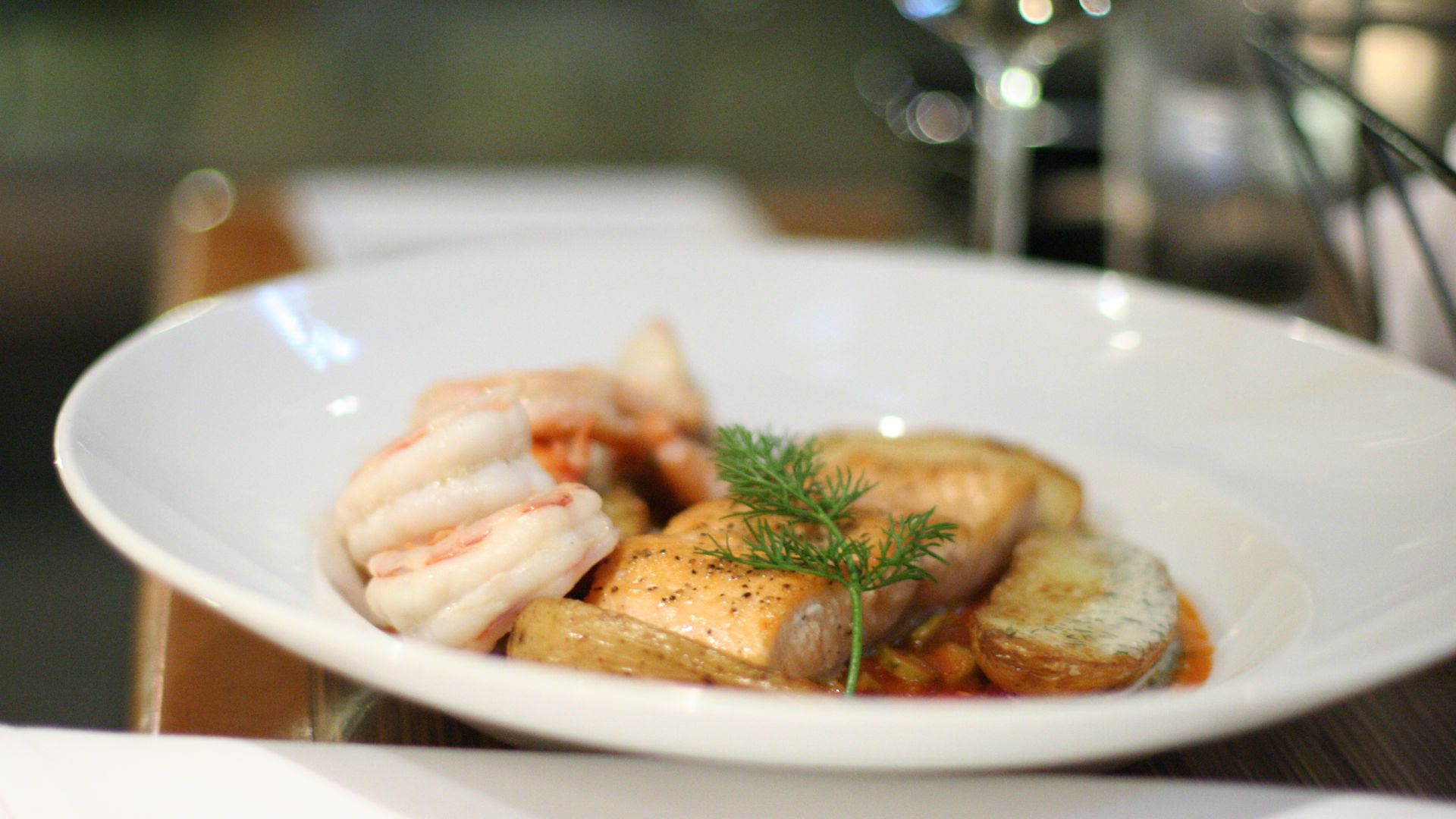 File:Arctic char and prawns (3249409823).jpg