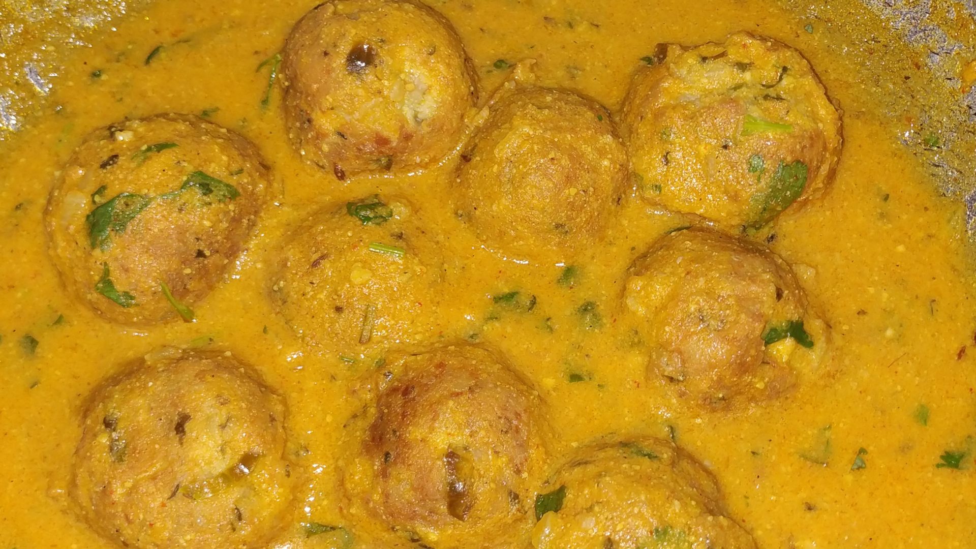 File:Vegetarian homemade Kofta with gravy from North India.jpg