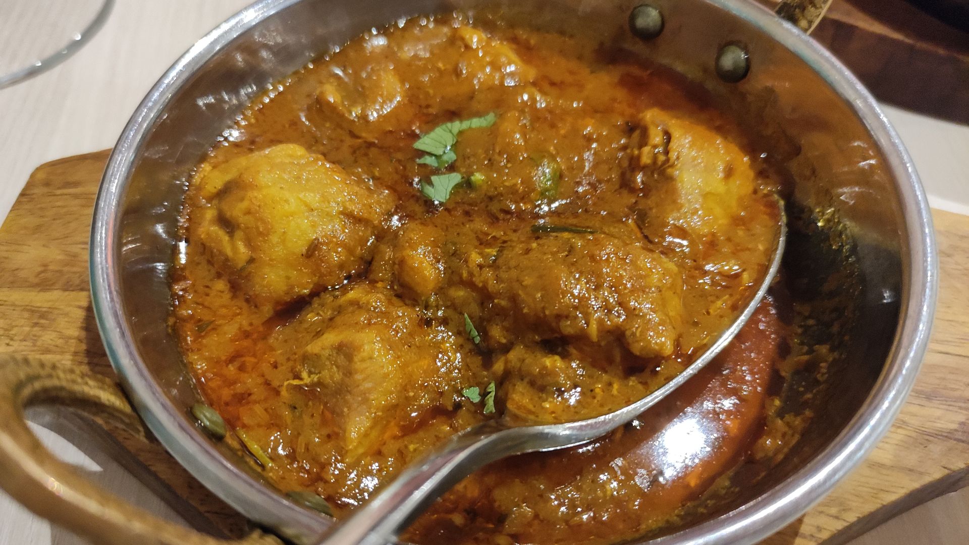 File:Taj Mahal - Lamb Curry Madras.jpg