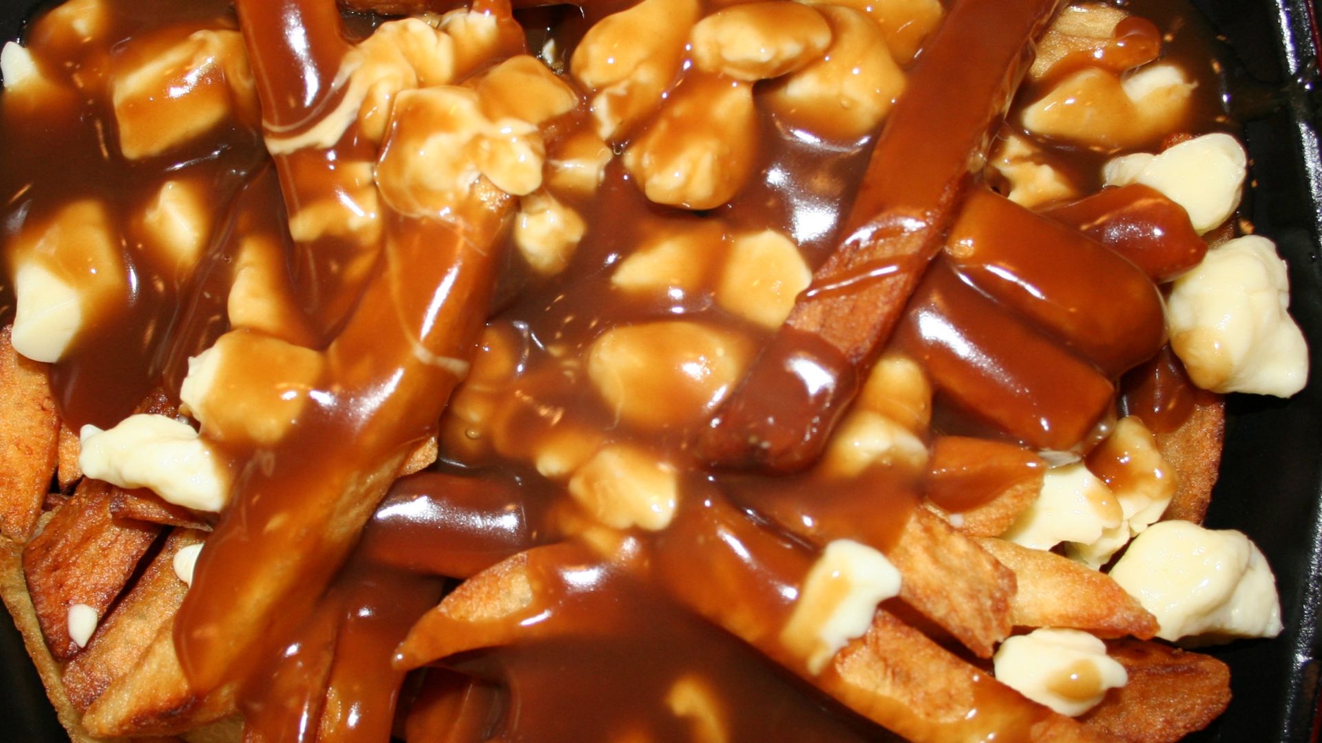 File:Poutine.JPG