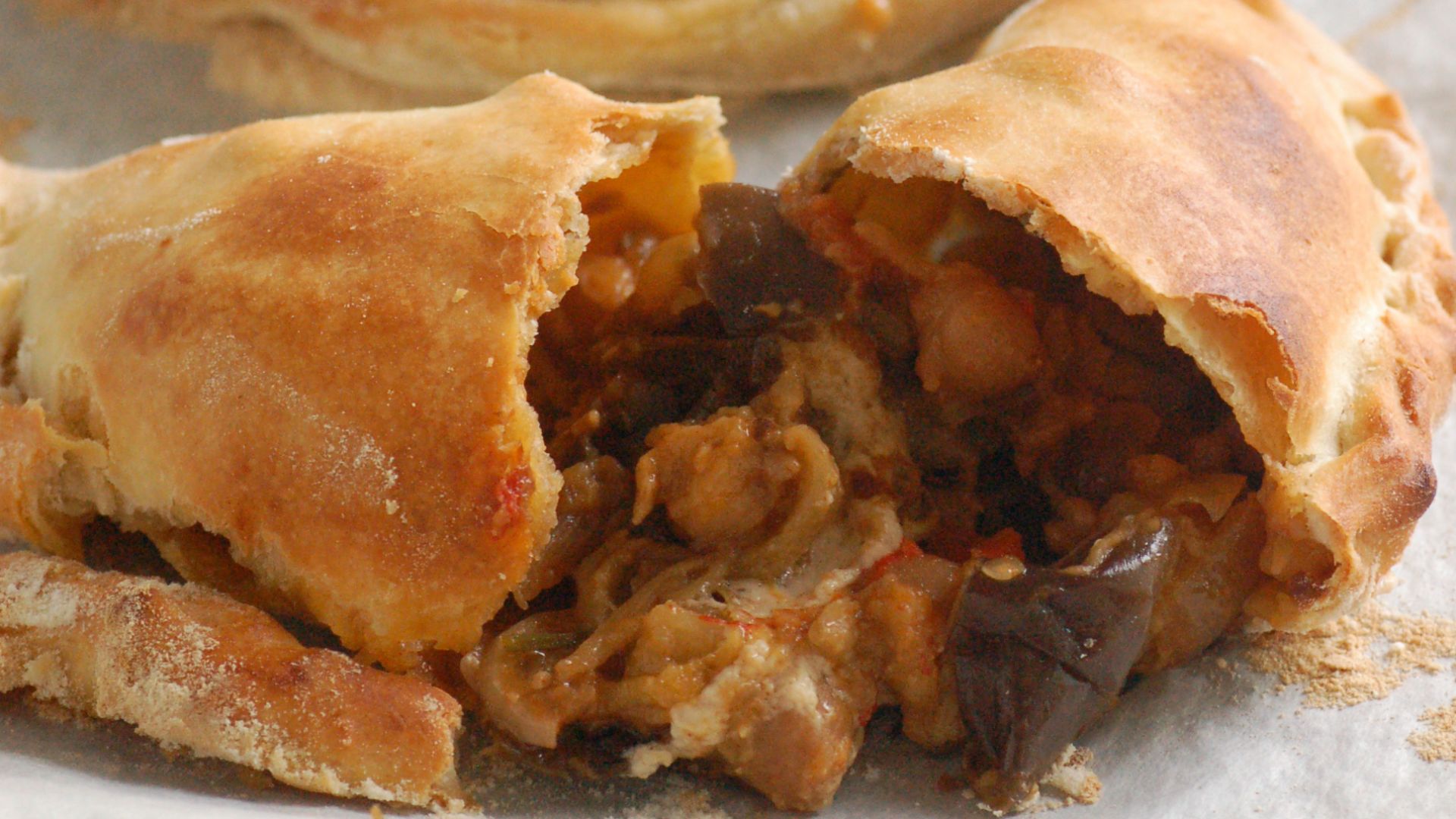 File:Vegetable empanadas.jpg