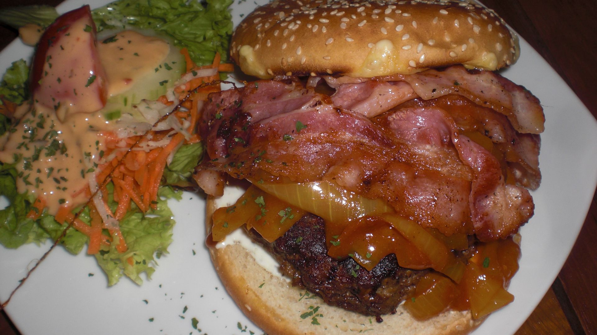 File:Bacon cheeseburger.jpg