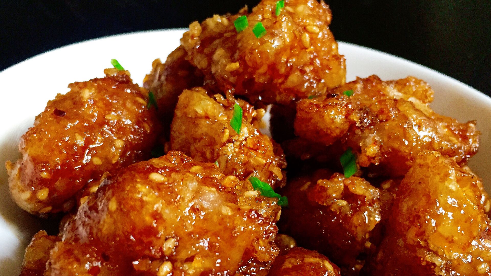File:Soy garlic glazed Korean fried cauliflower 2.jpg
