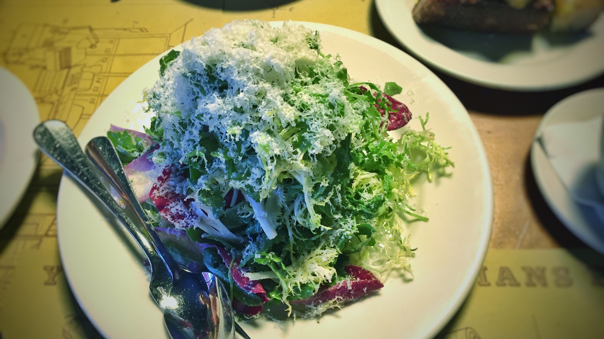 File:Insalata Tricolore with anchovy dressing (26906857174).jpg