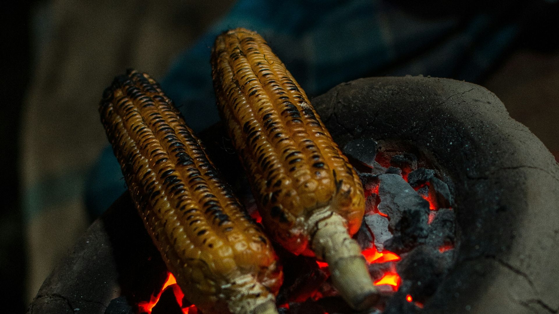 sweetcorn on charcoal