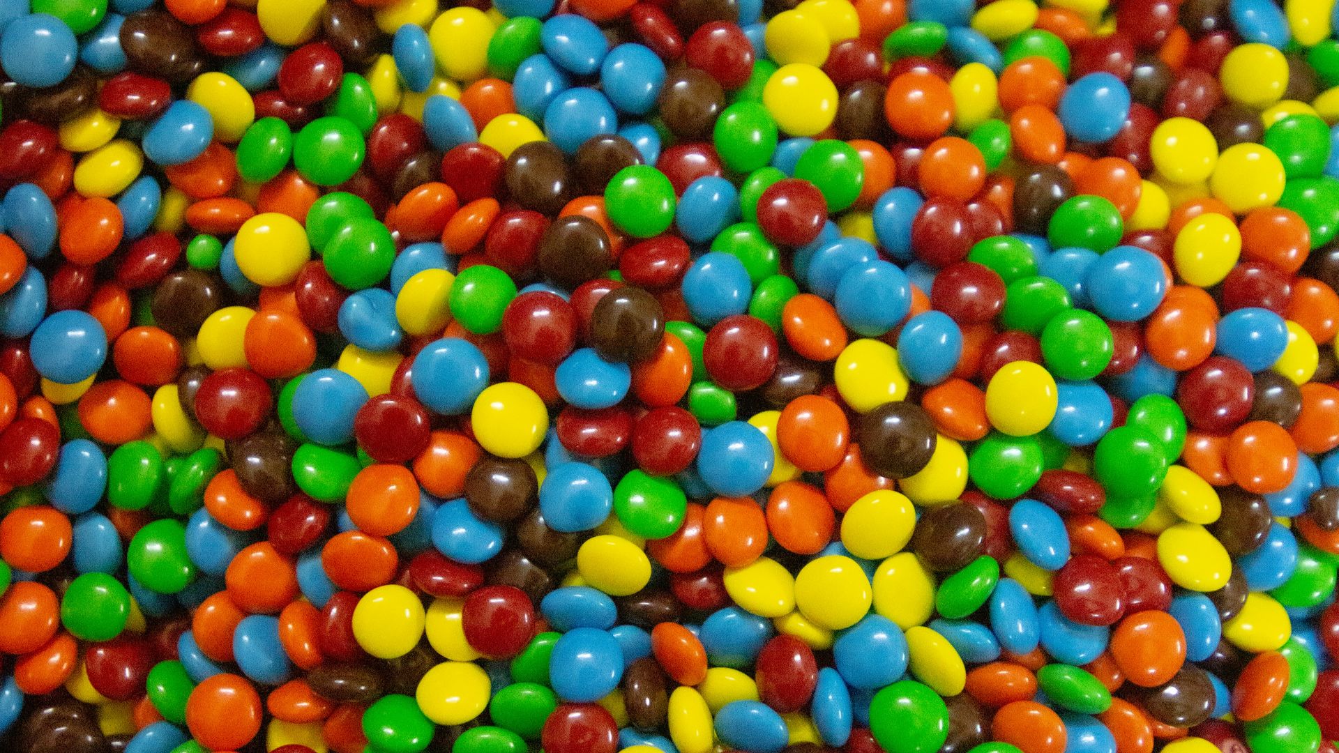 blue green yellow and red beads