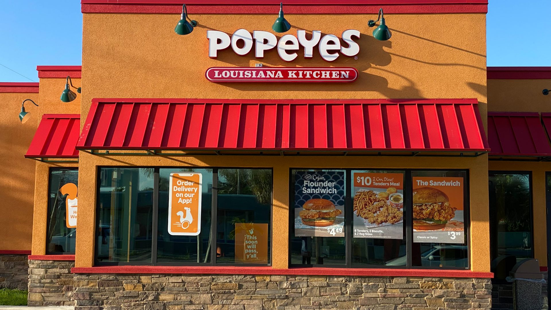 File:Popeyes Louisiana Kitchen (51195358373).jpg