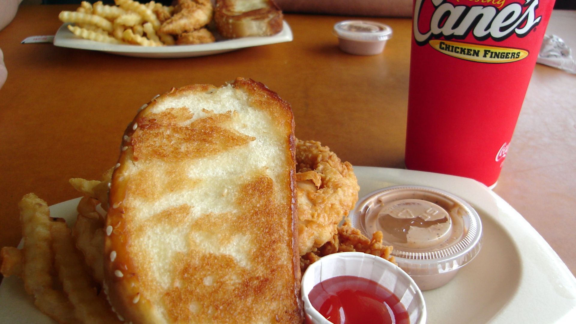 File:Raising Cane's 3 Finger Combo.jpg