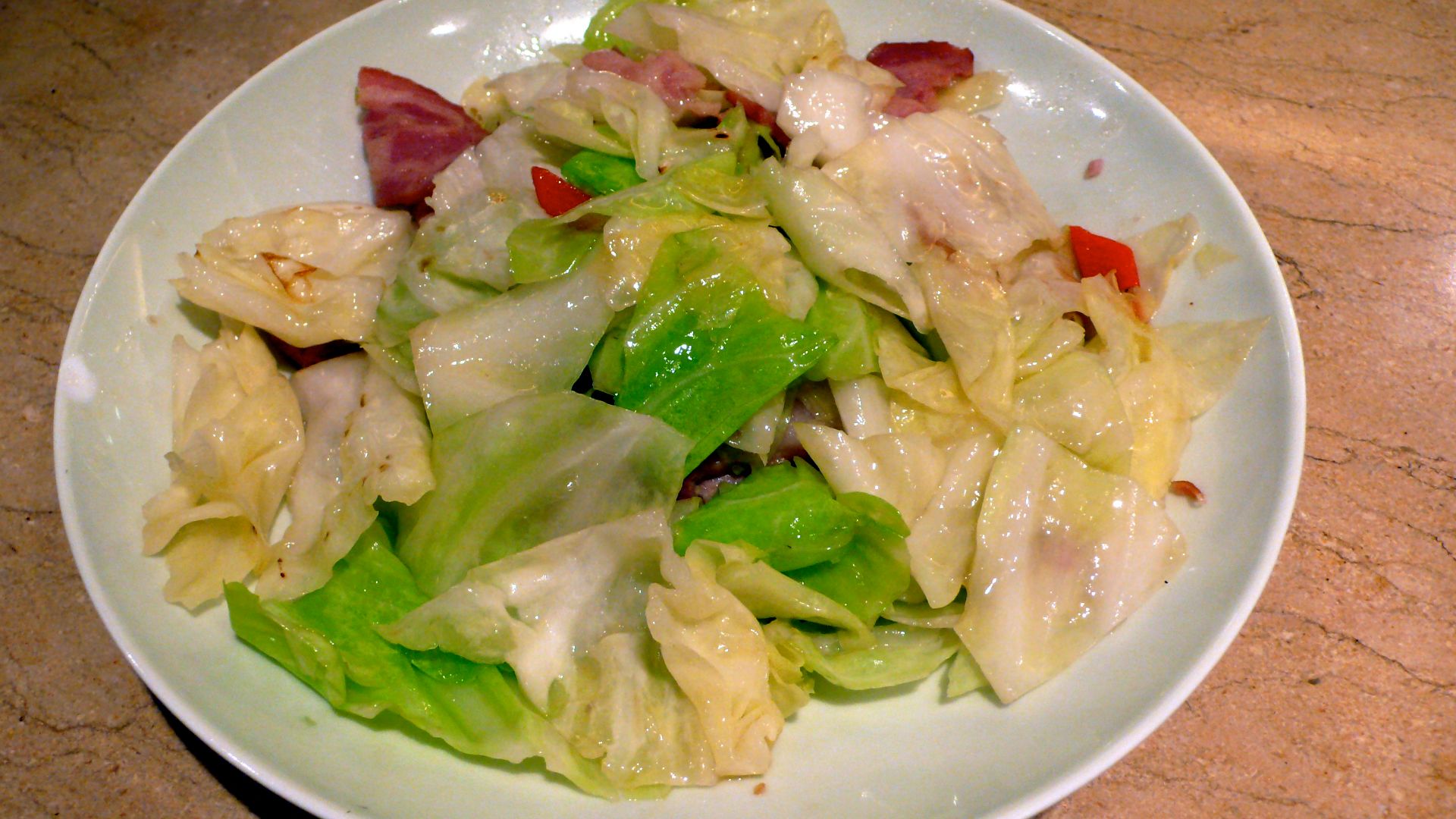 File:Stir Fried Cabbage and Bacon 培根高丽菜.jpg