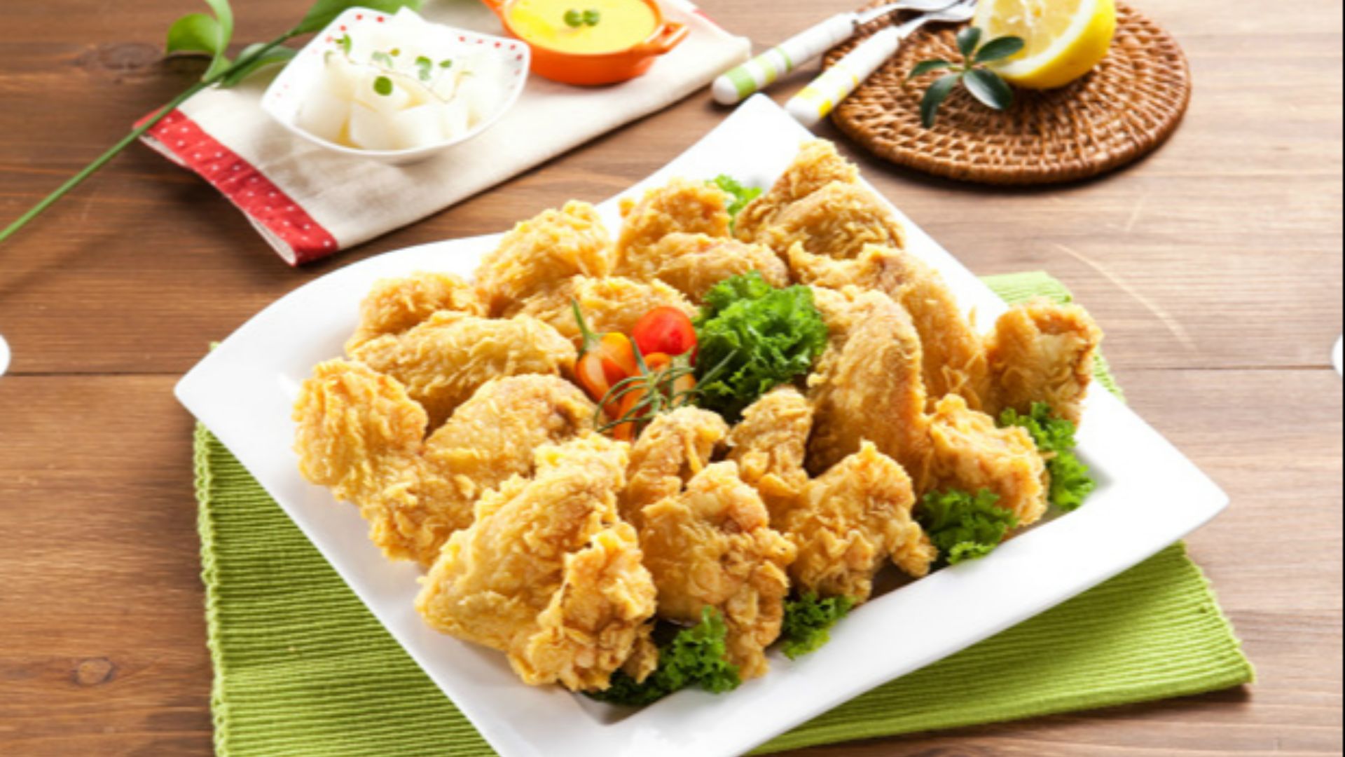 File:Korean fried chicken 8 nalgae.jpg