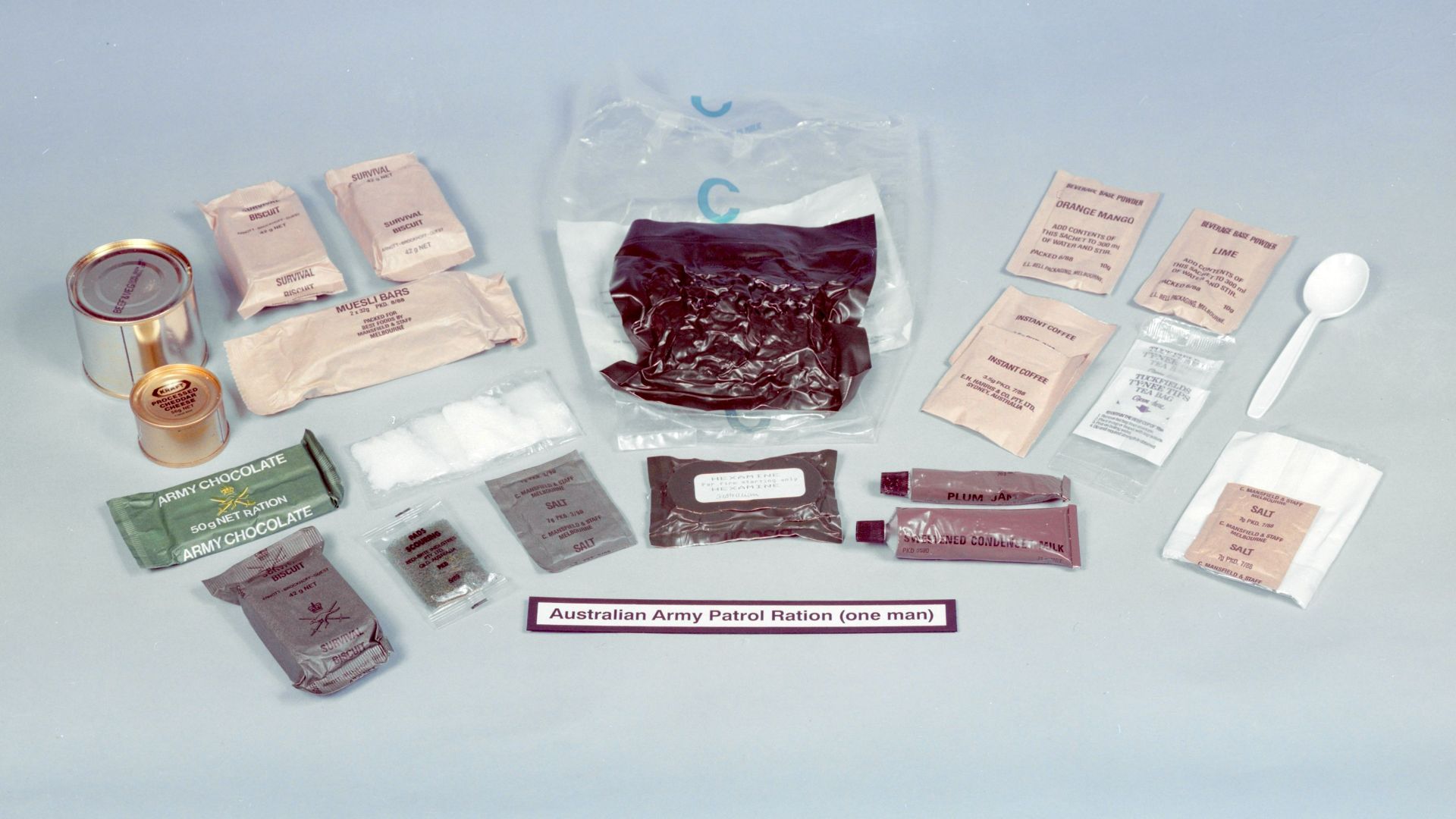File:Australian combat patrol ration - one man - commonwealth 2v23wq50f.jpg