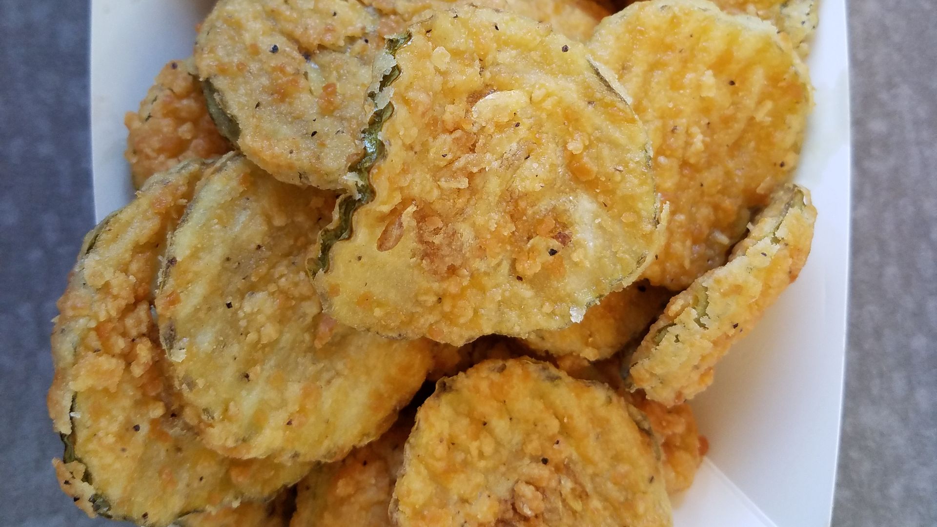 File:Slim Chickens fried pickles.jpg