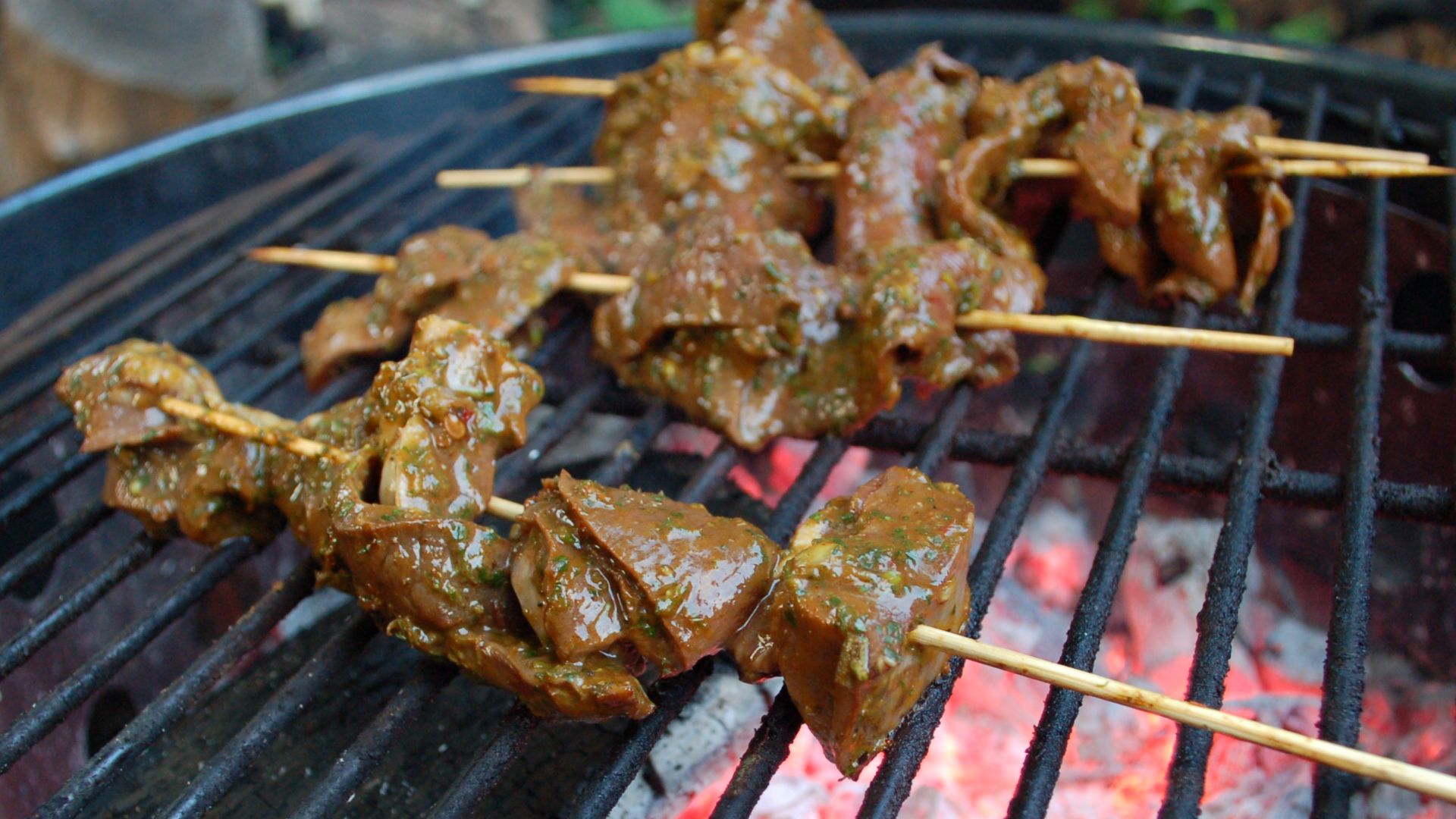File:Anticuchos - Grilled Beef Heart skewers.jpg