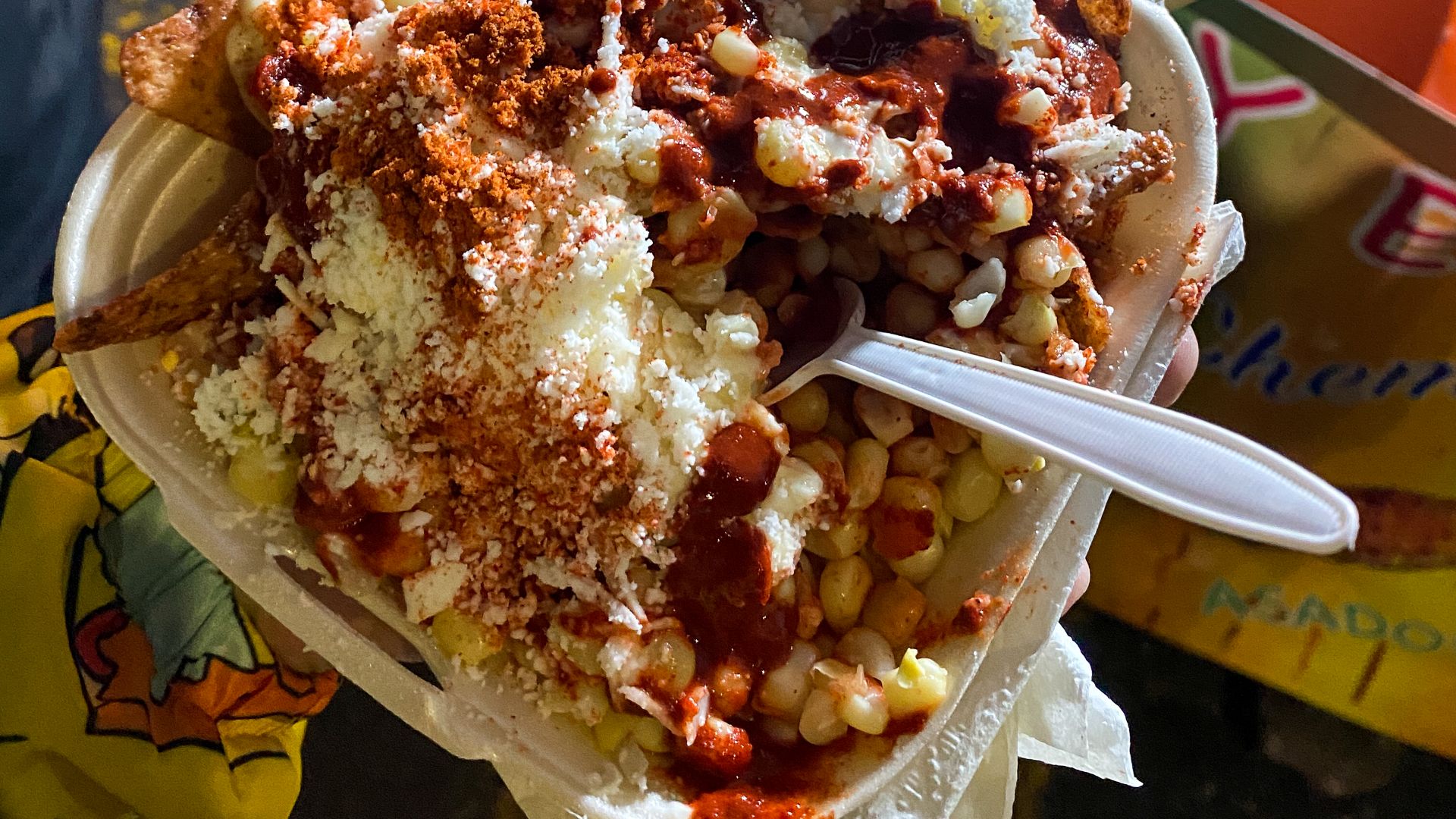 File:Puesto de esquites en Coyoacán 2.jpg
