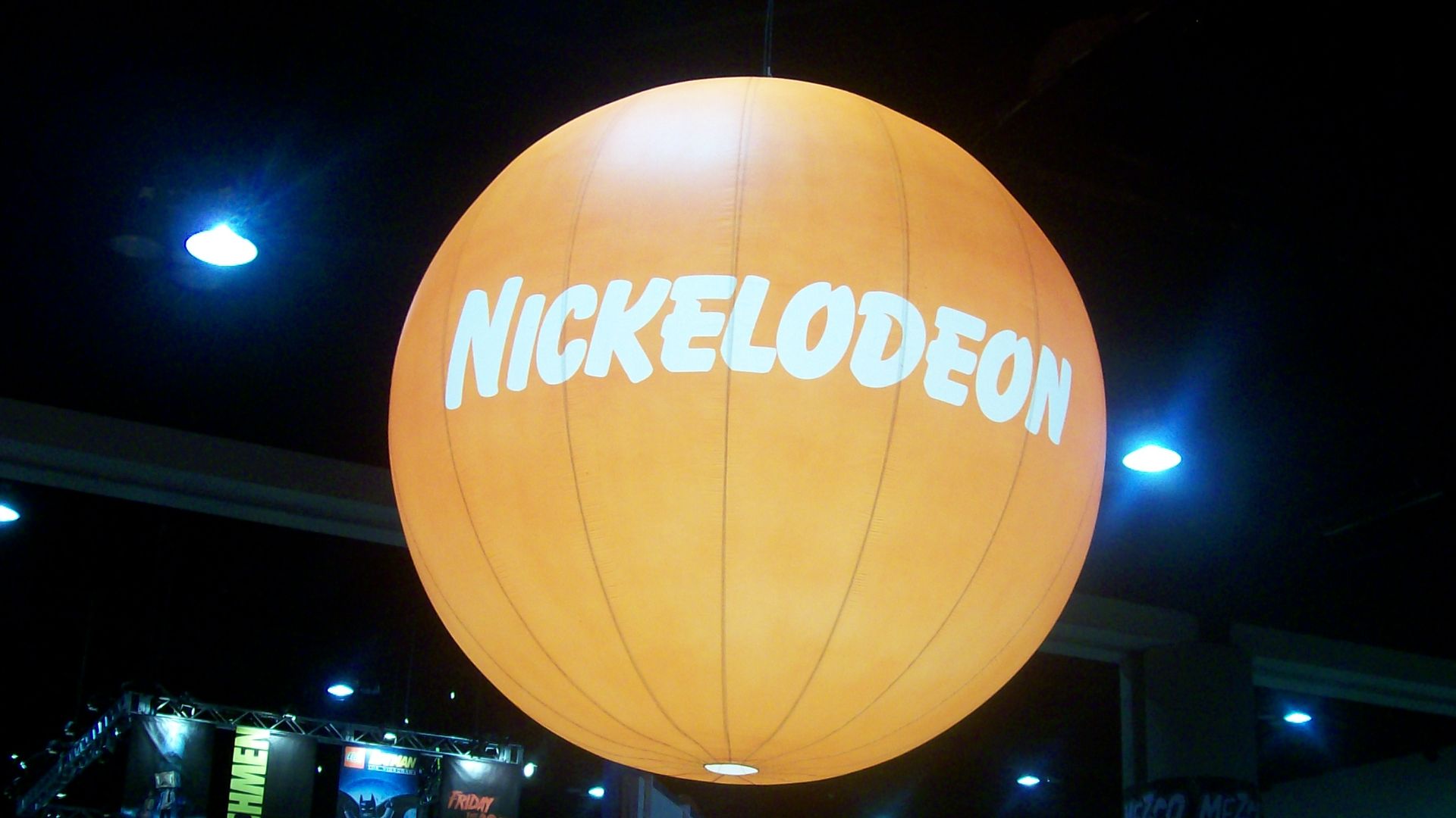 File:Nickelodeon balloon (3315022112).jpg